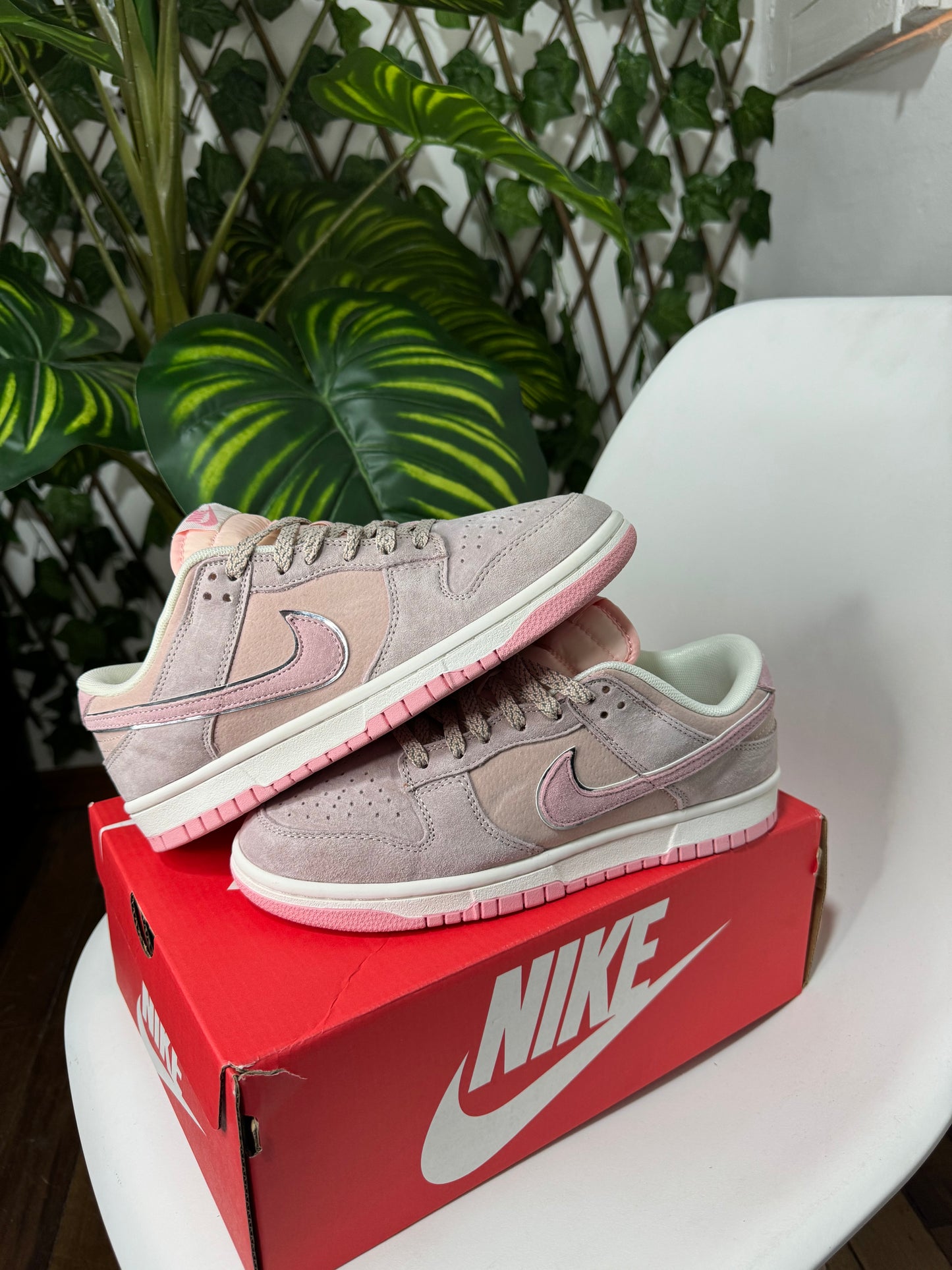 Nike SB Dunk Low Pink
