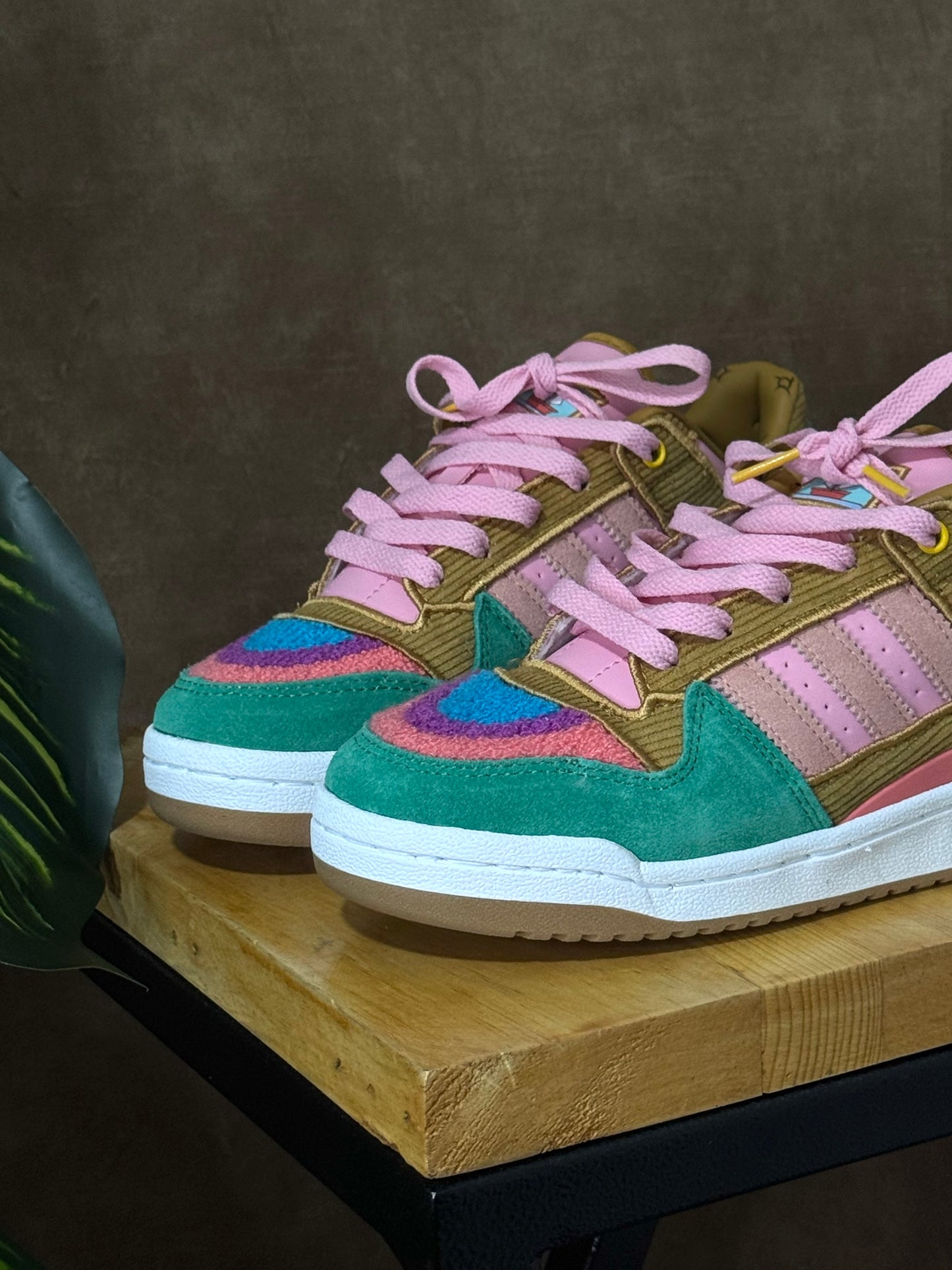 Adidas Forum Low X Los Simpsons Living Room
