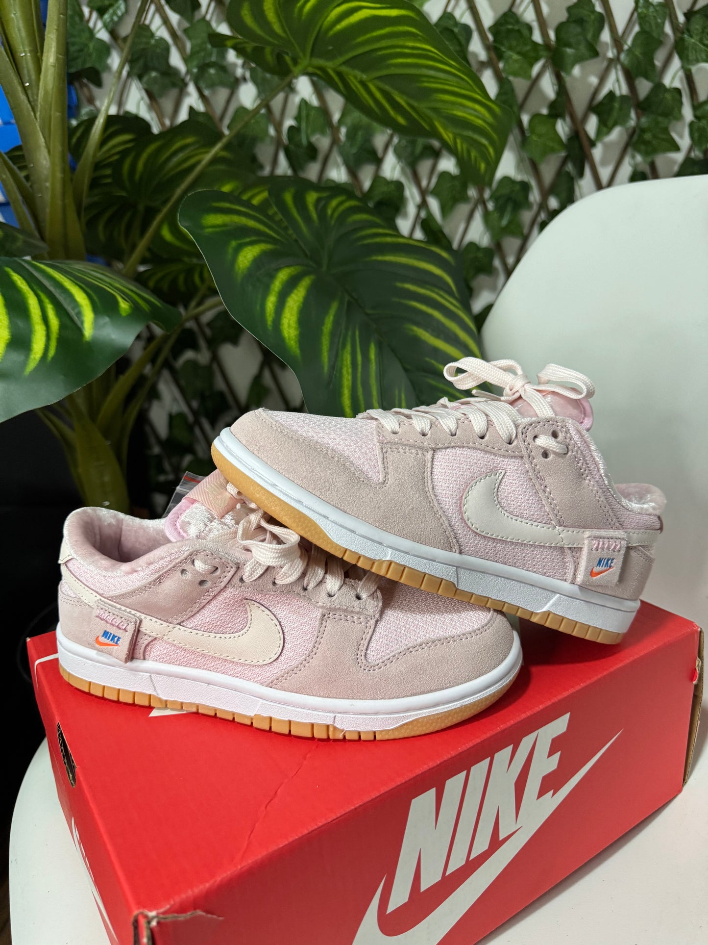 Nike SB Dunk Low “Se Teddy Bear”
