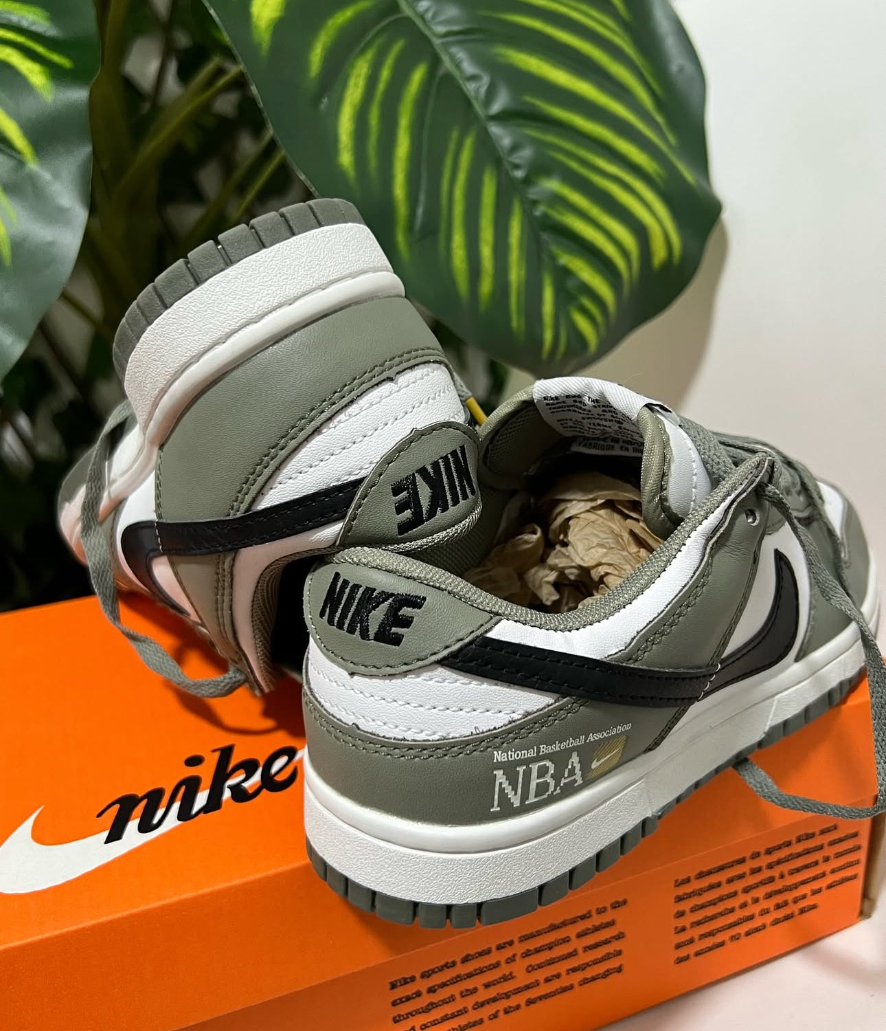 Nike SB Dunk Low “NBA Paris”
