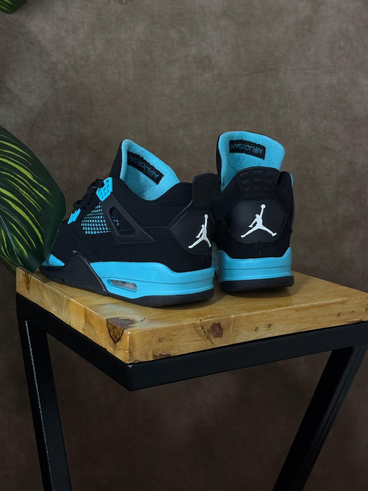 Air Jordan 4 “Blue Tifanny Thunder”