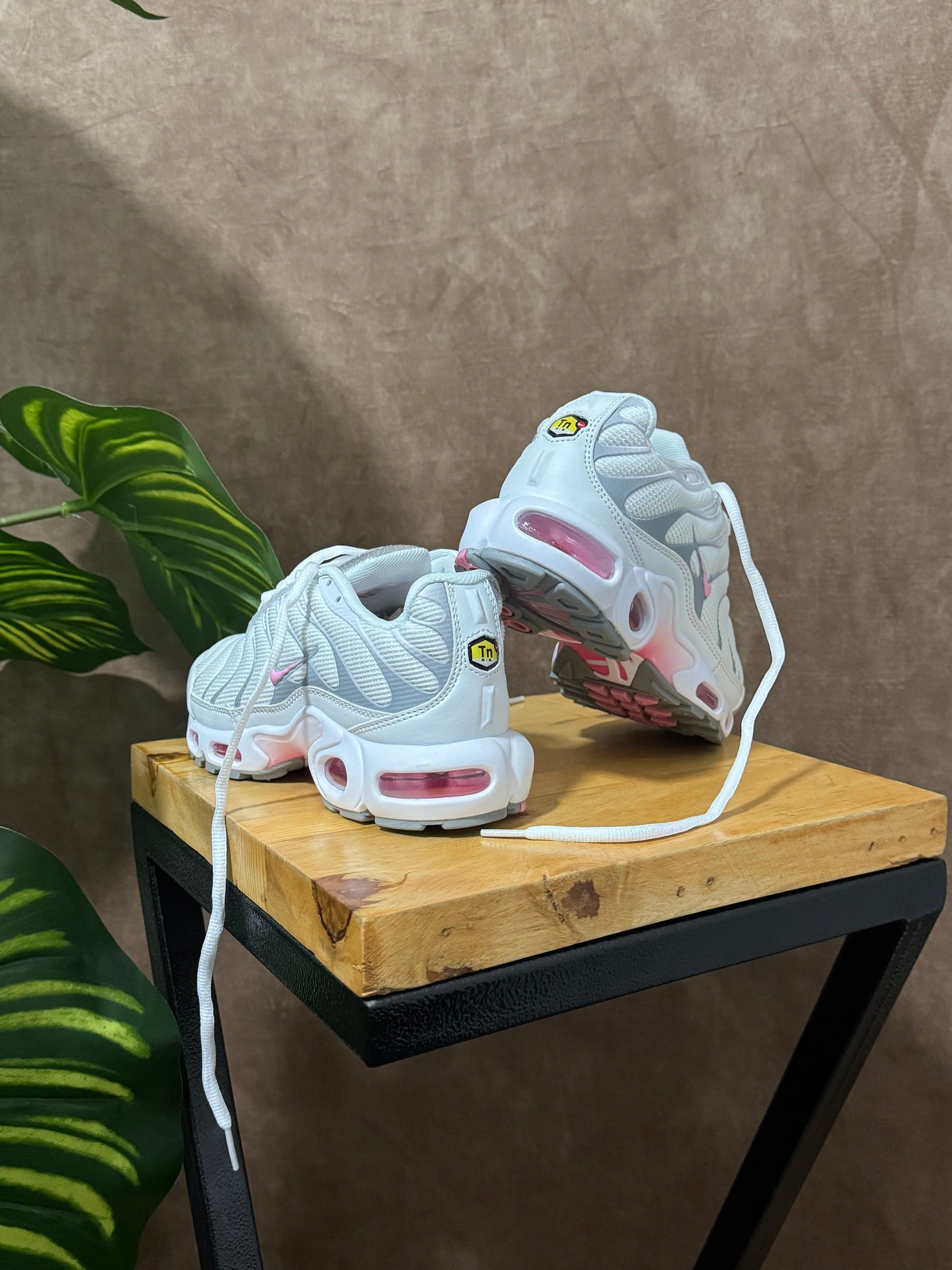 Nike Air Max Plus TN “Rosa”