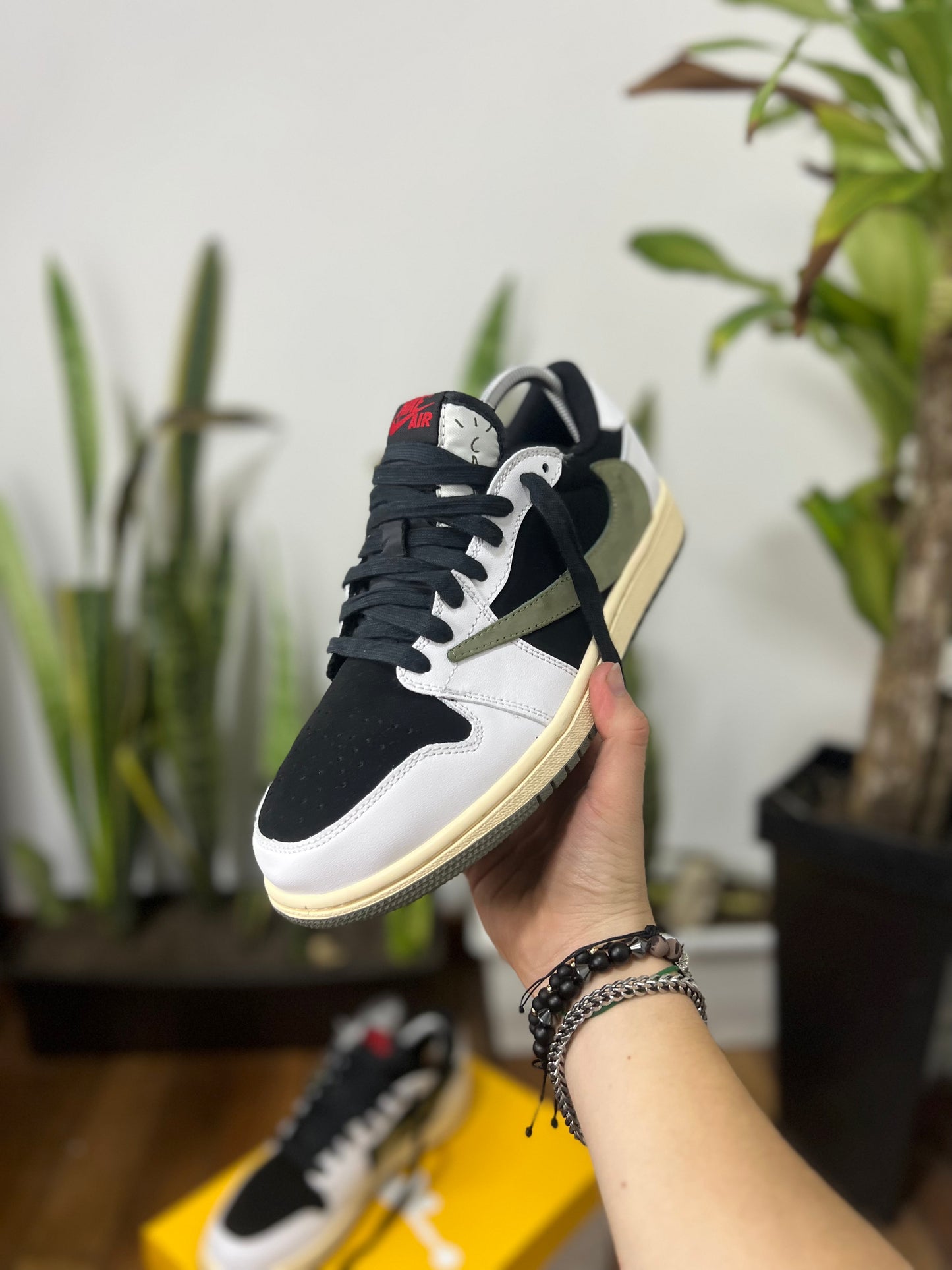 Air Jordan 1 Low x Travis Scott “Olive”