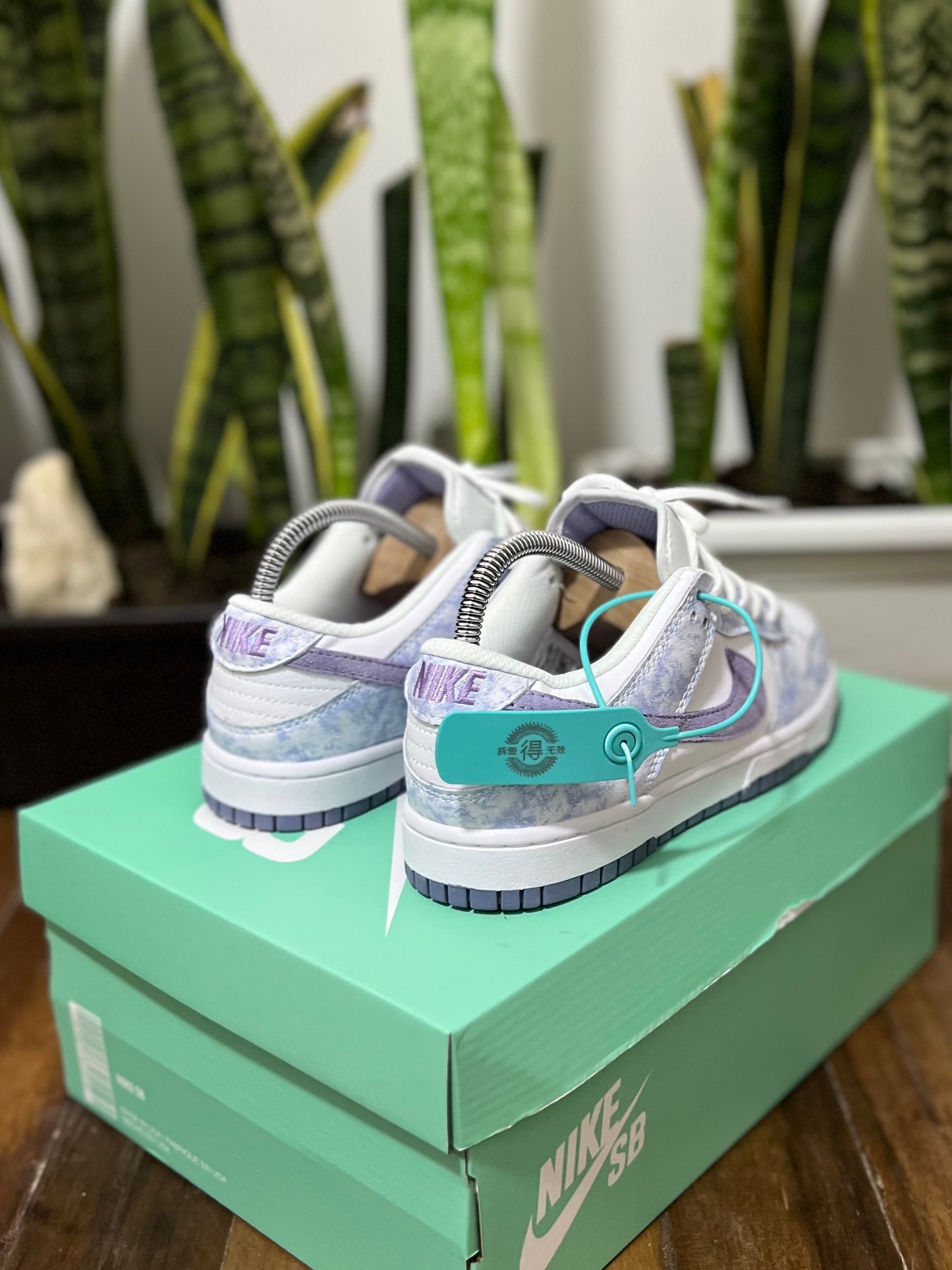 Nike SB Dunk Low “Purple Pulse”