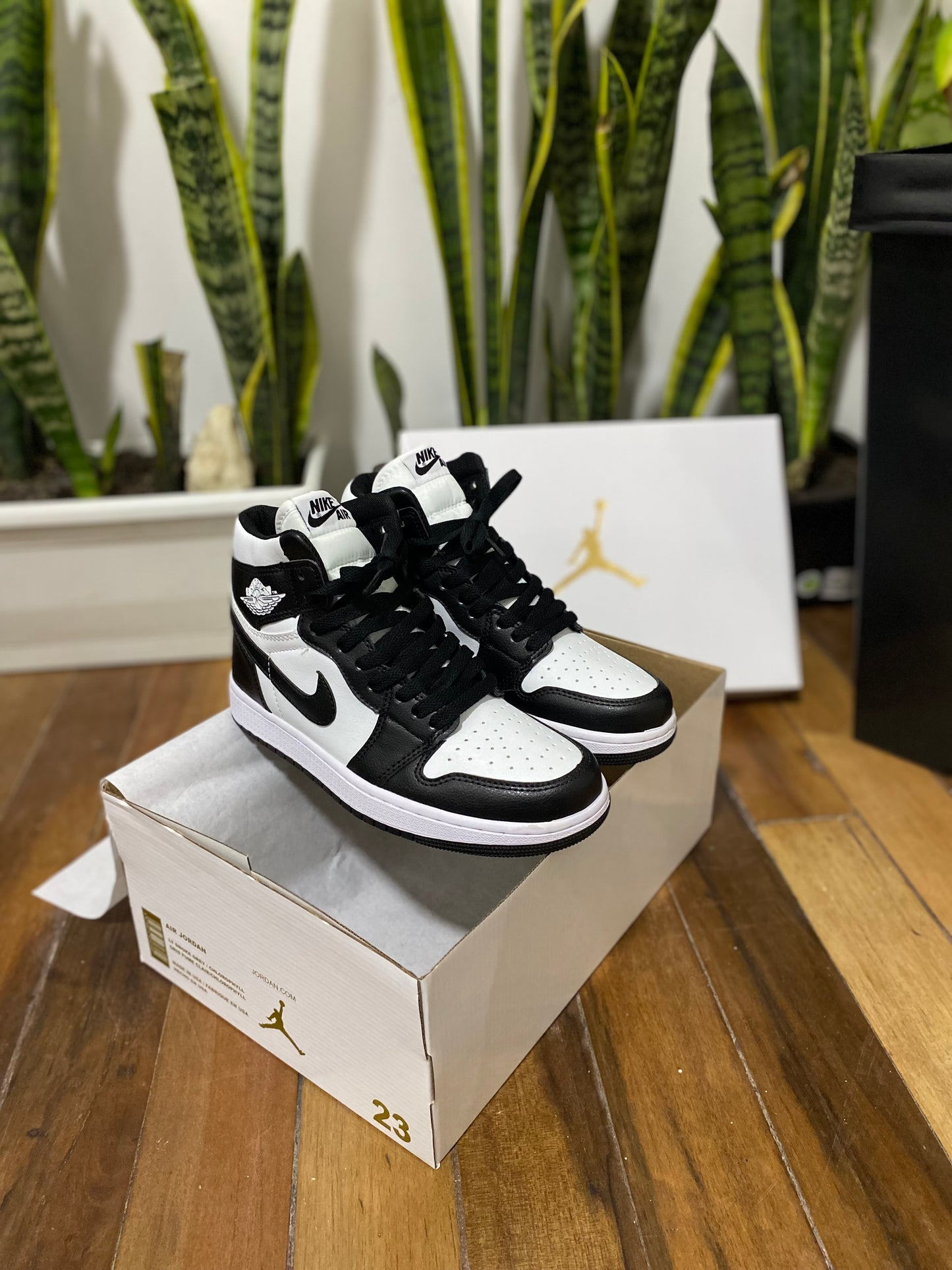 Air Jordan 1 High OG “Panda”