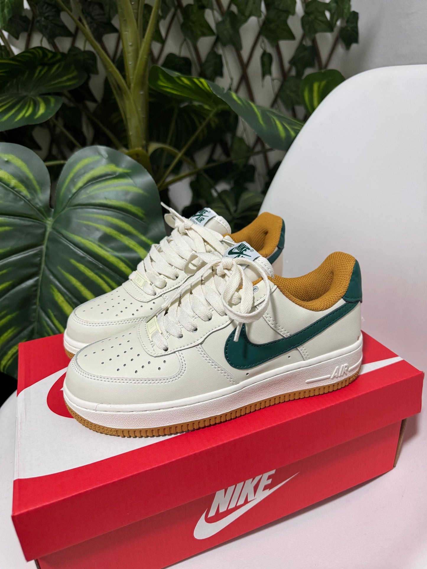 Nike Air Force One Cream