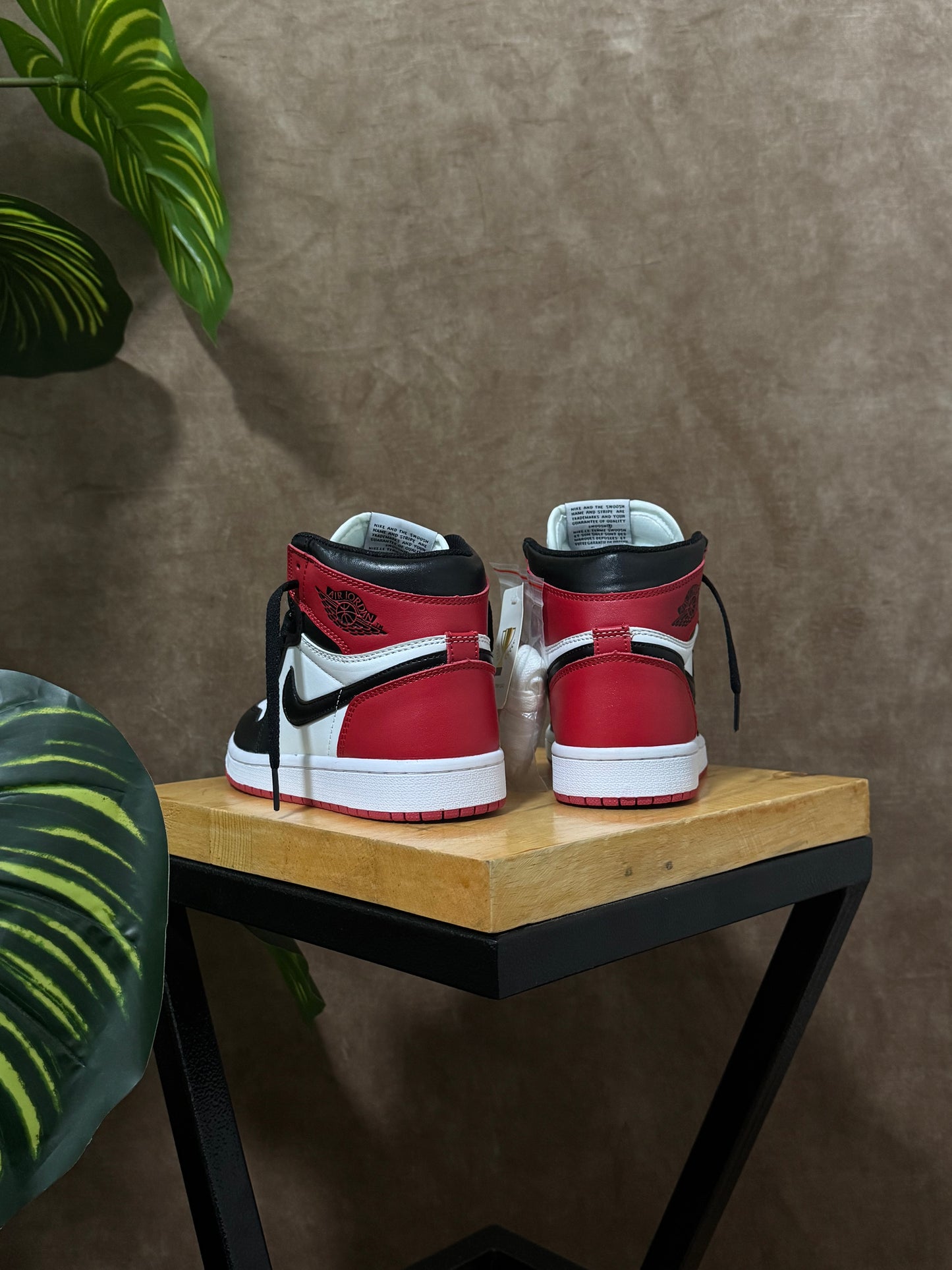 Air Jordan 1 High (Roja/Negra)