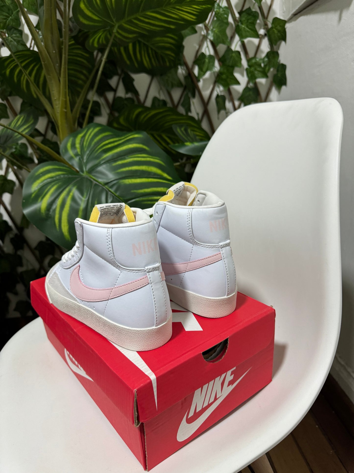 Nike Blazer Mid 77