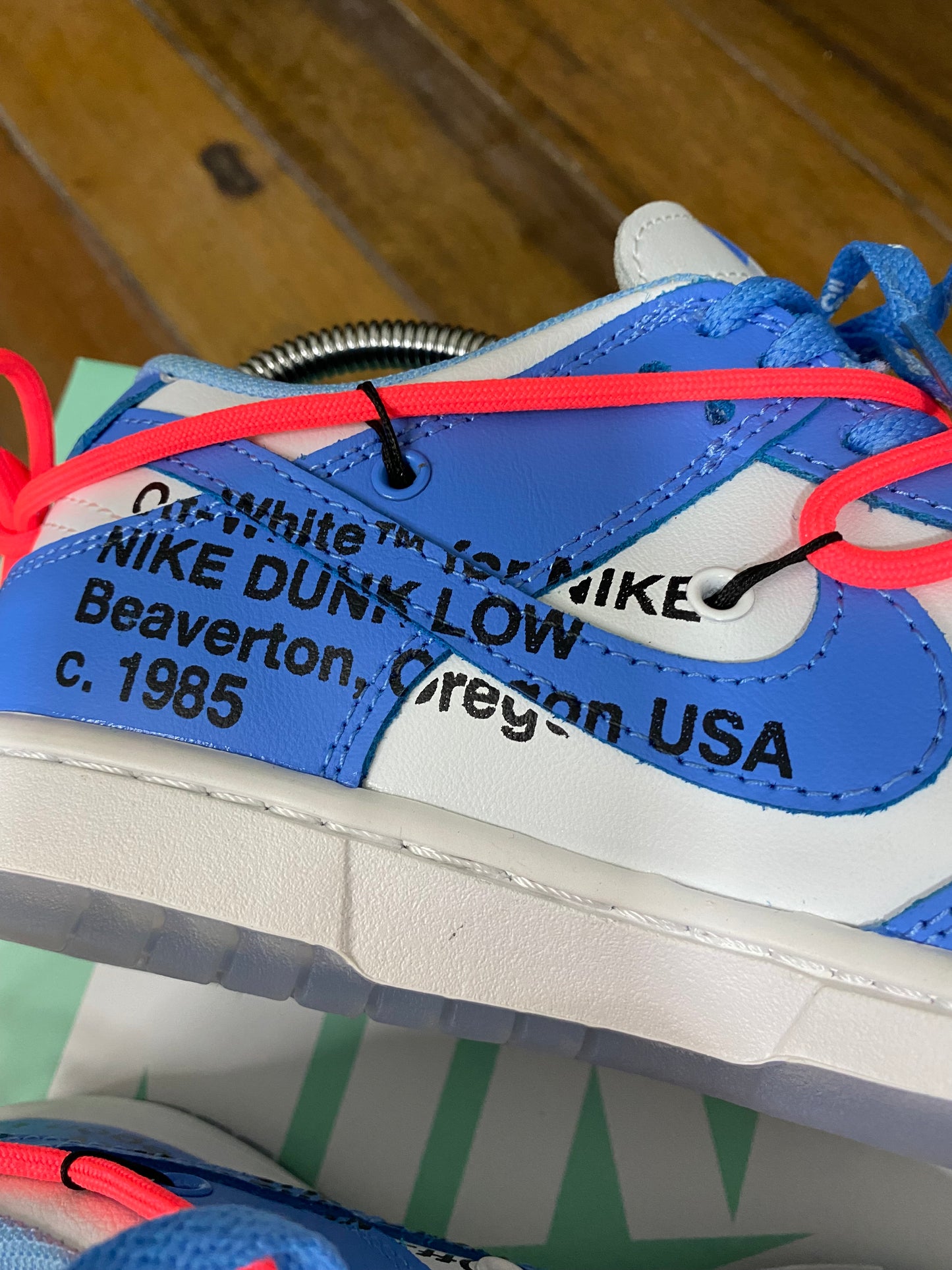 Nike SB Dunk Low x Off White