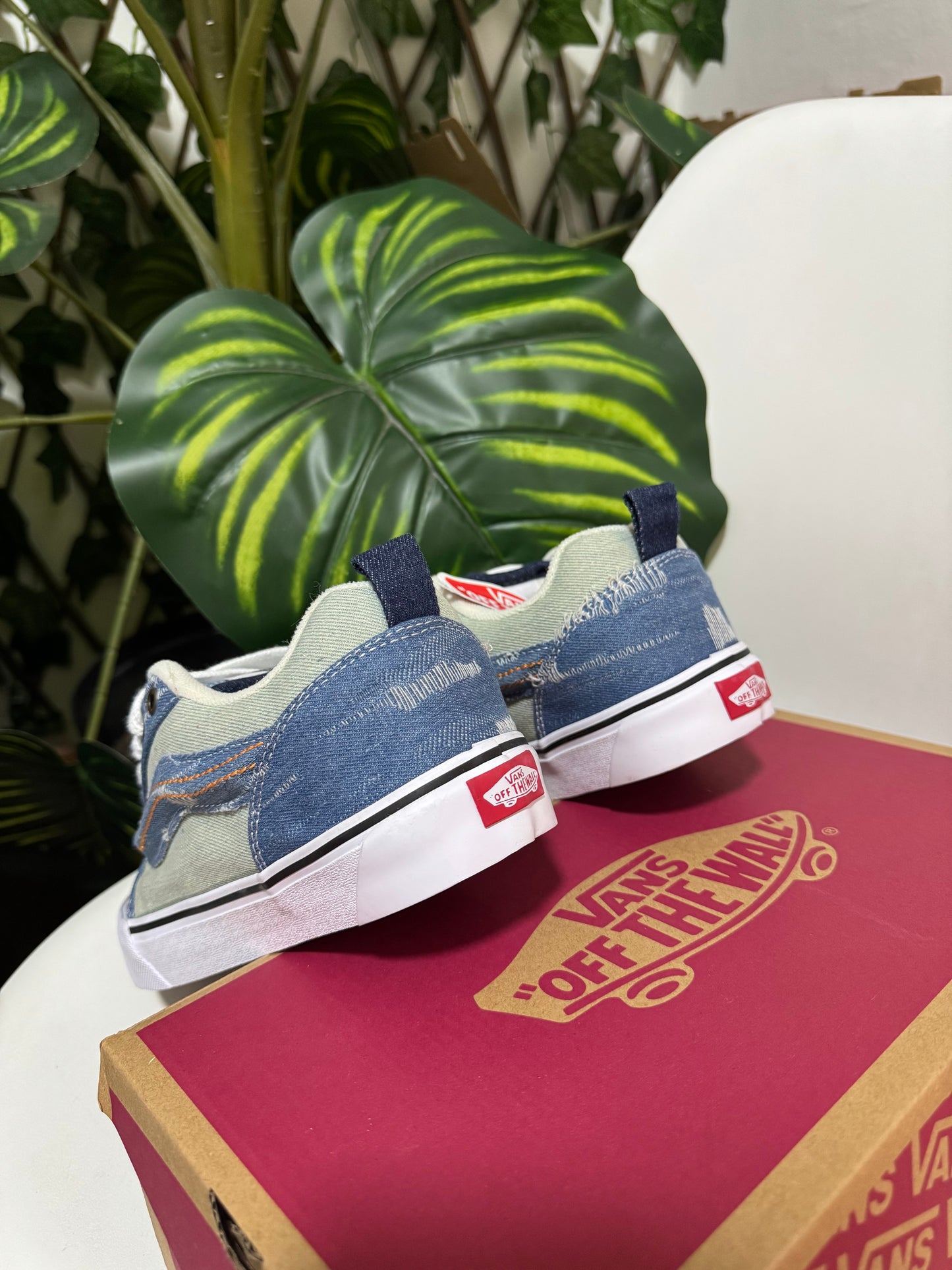 Vans Mountain Edition Blue Black Checkerboard