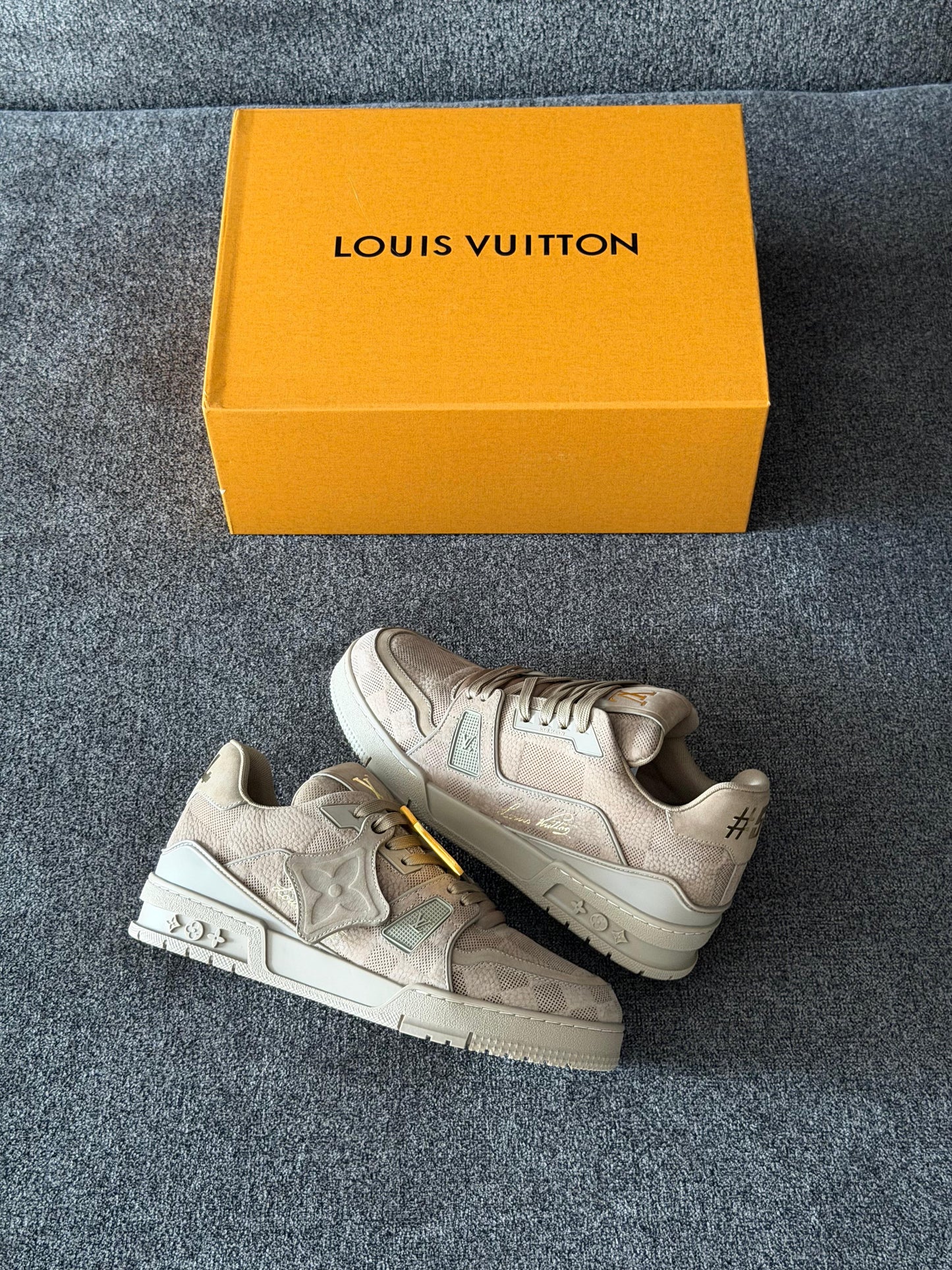 Louis Vuitton Skate (G5)