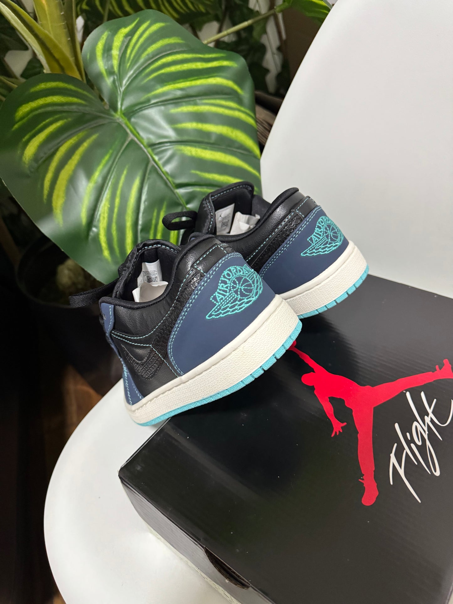 Air Jordan 1 Low Navy Black