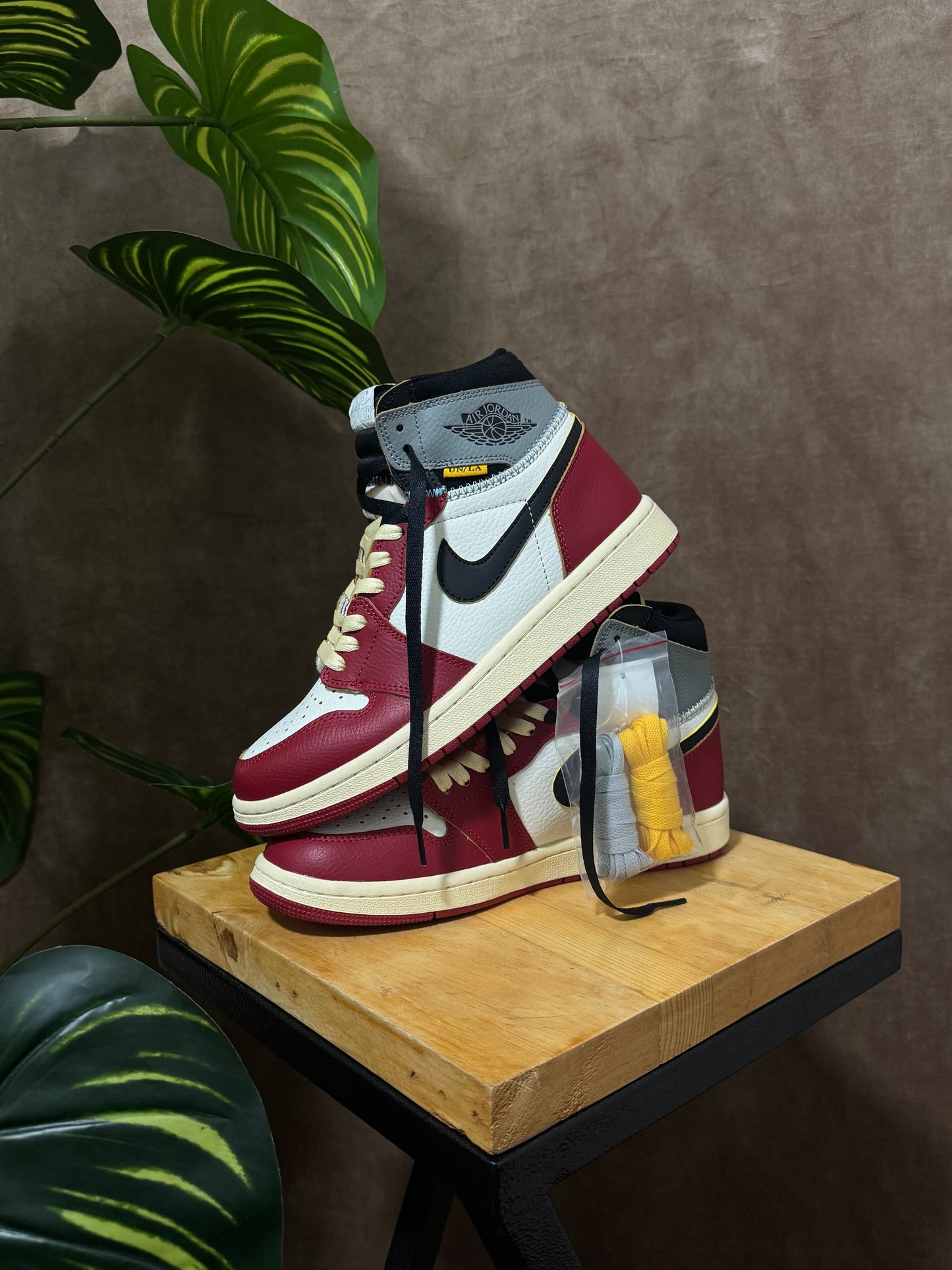 Air Jordan 1 High x Union LA Chicago Shadow