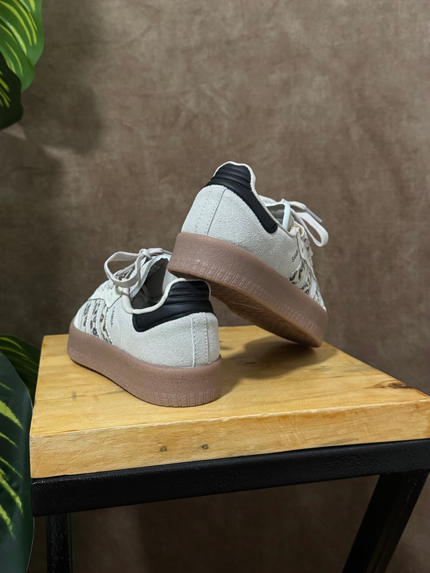 Adidas Samba Plataforma “Leopard Off White”