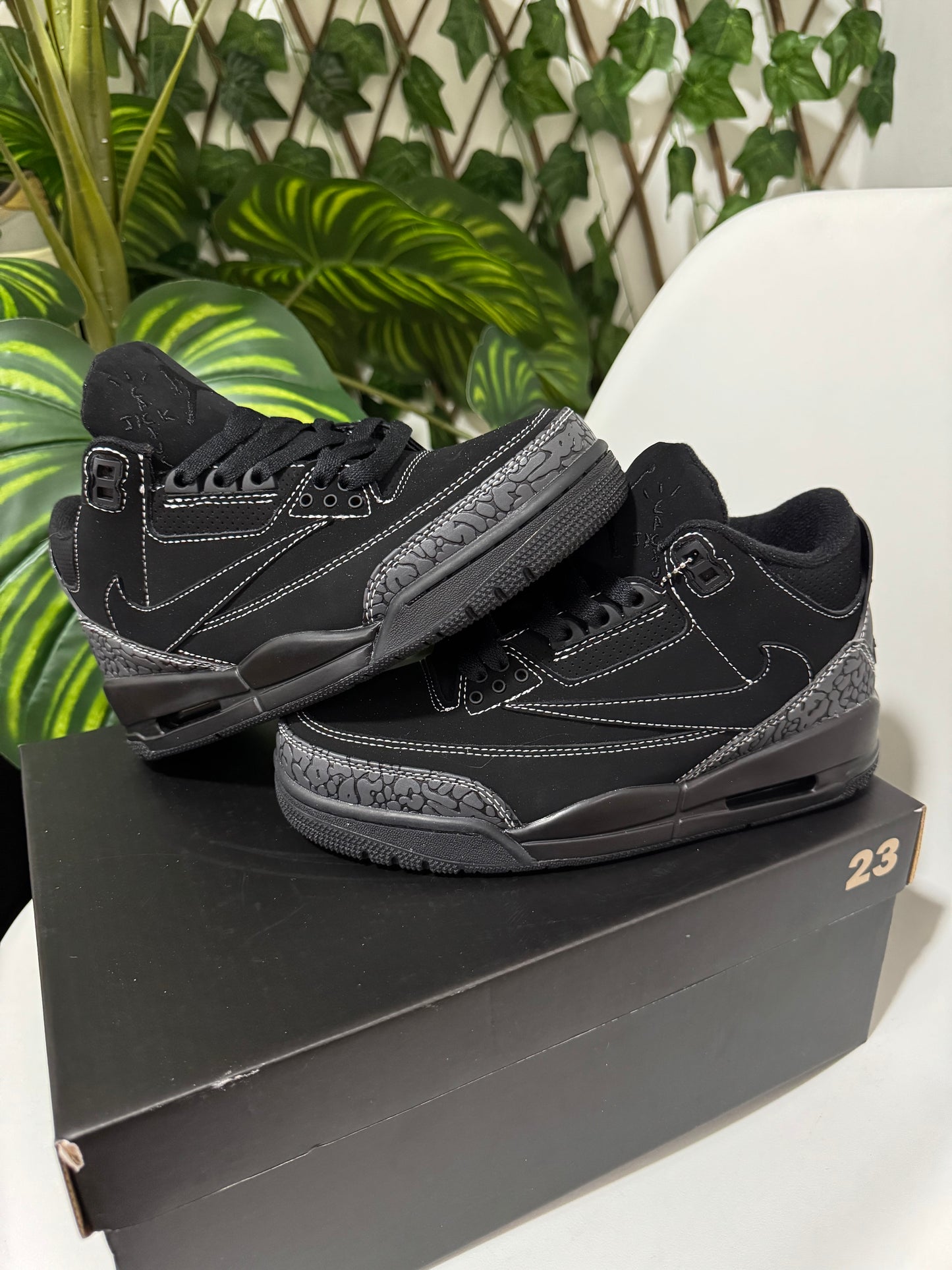 Air Jordan Retro 3 Phantom