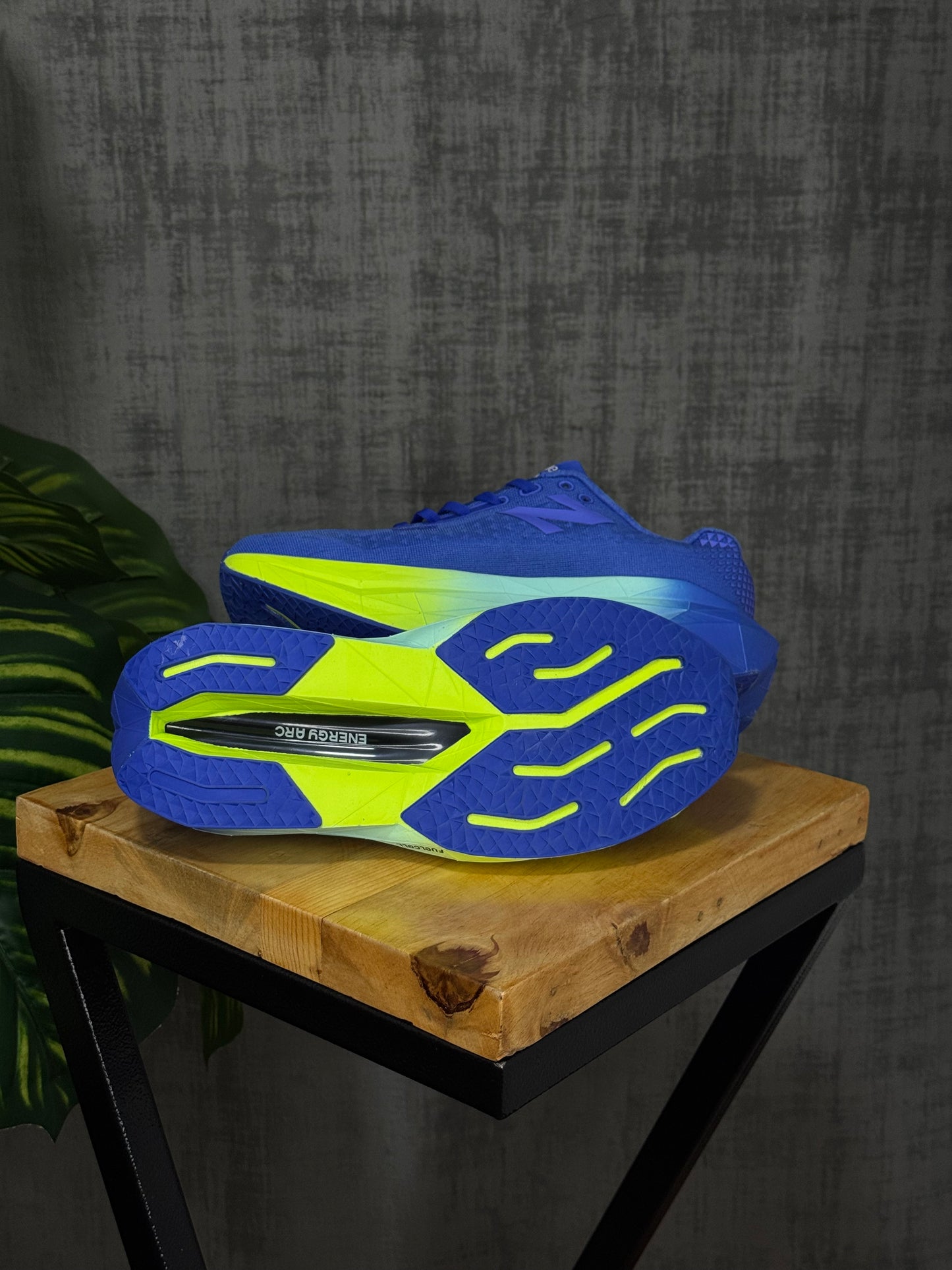 New Balance FuelCell SC Elite