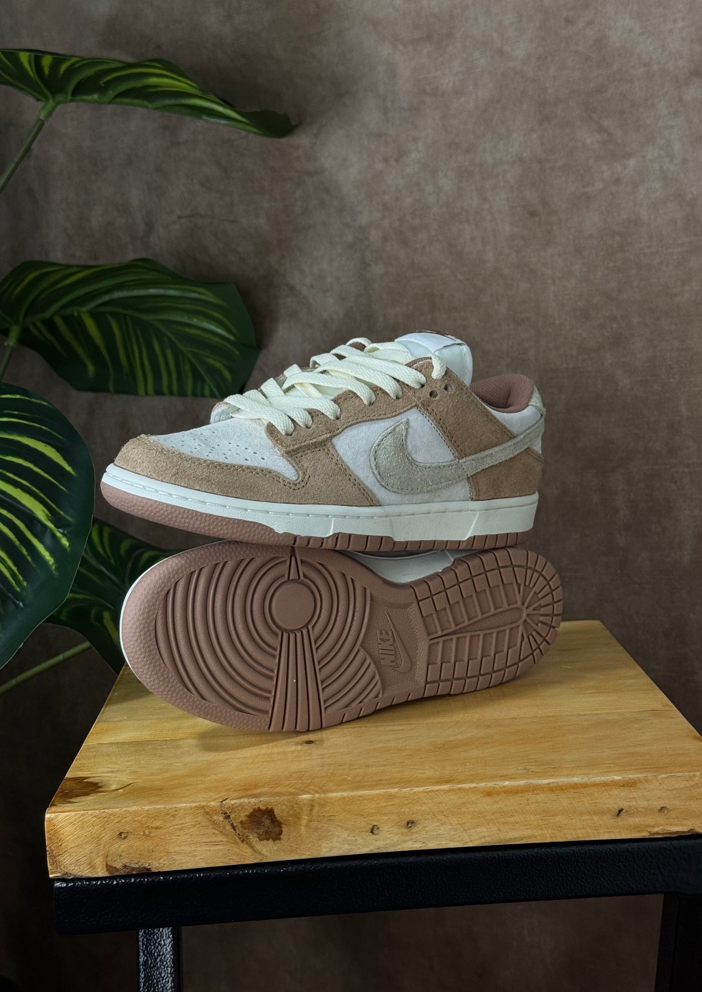 Nike SB Dunk Low “Curry”