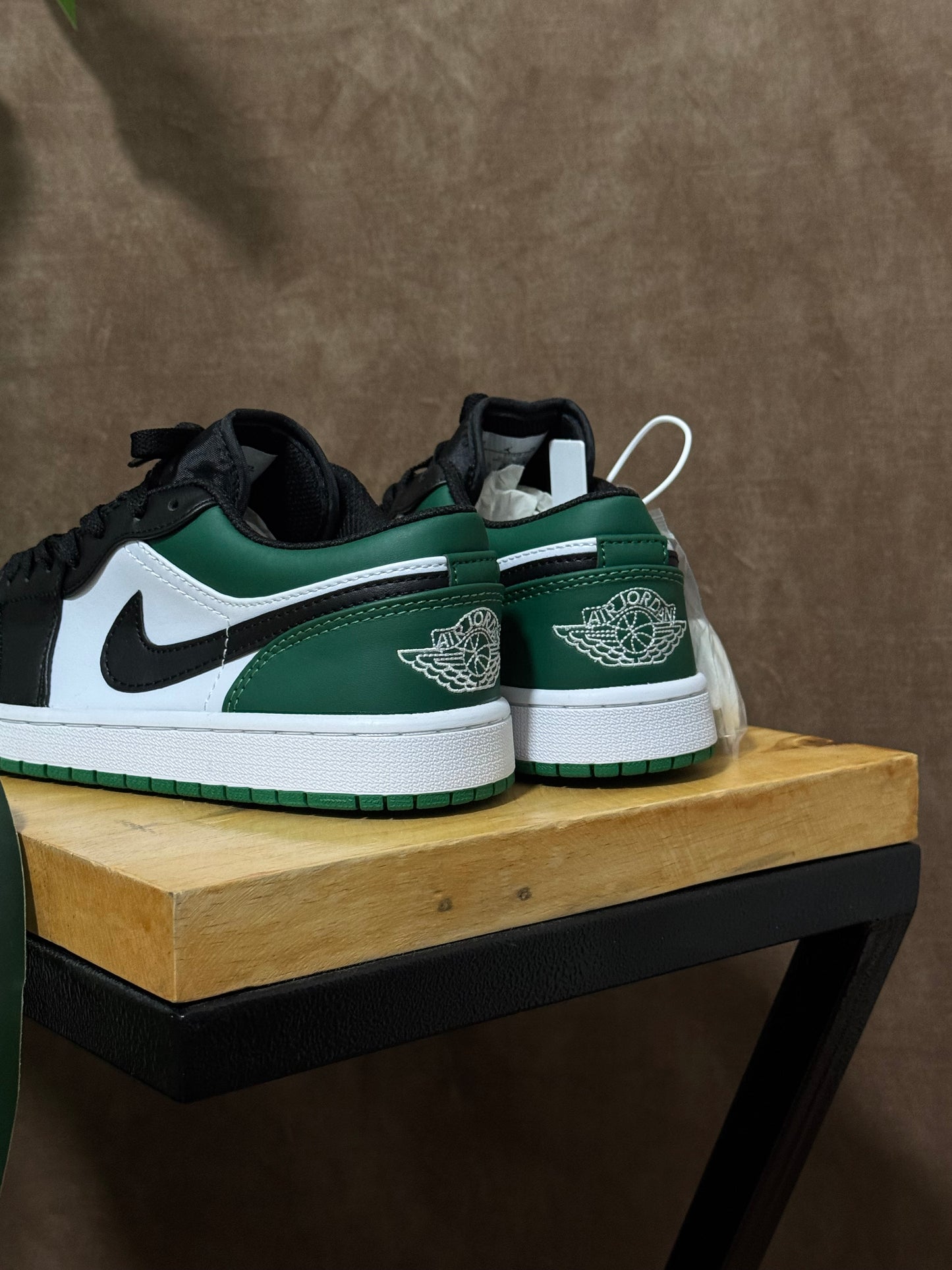 Air Jordan 1 Low “Green Toe”
