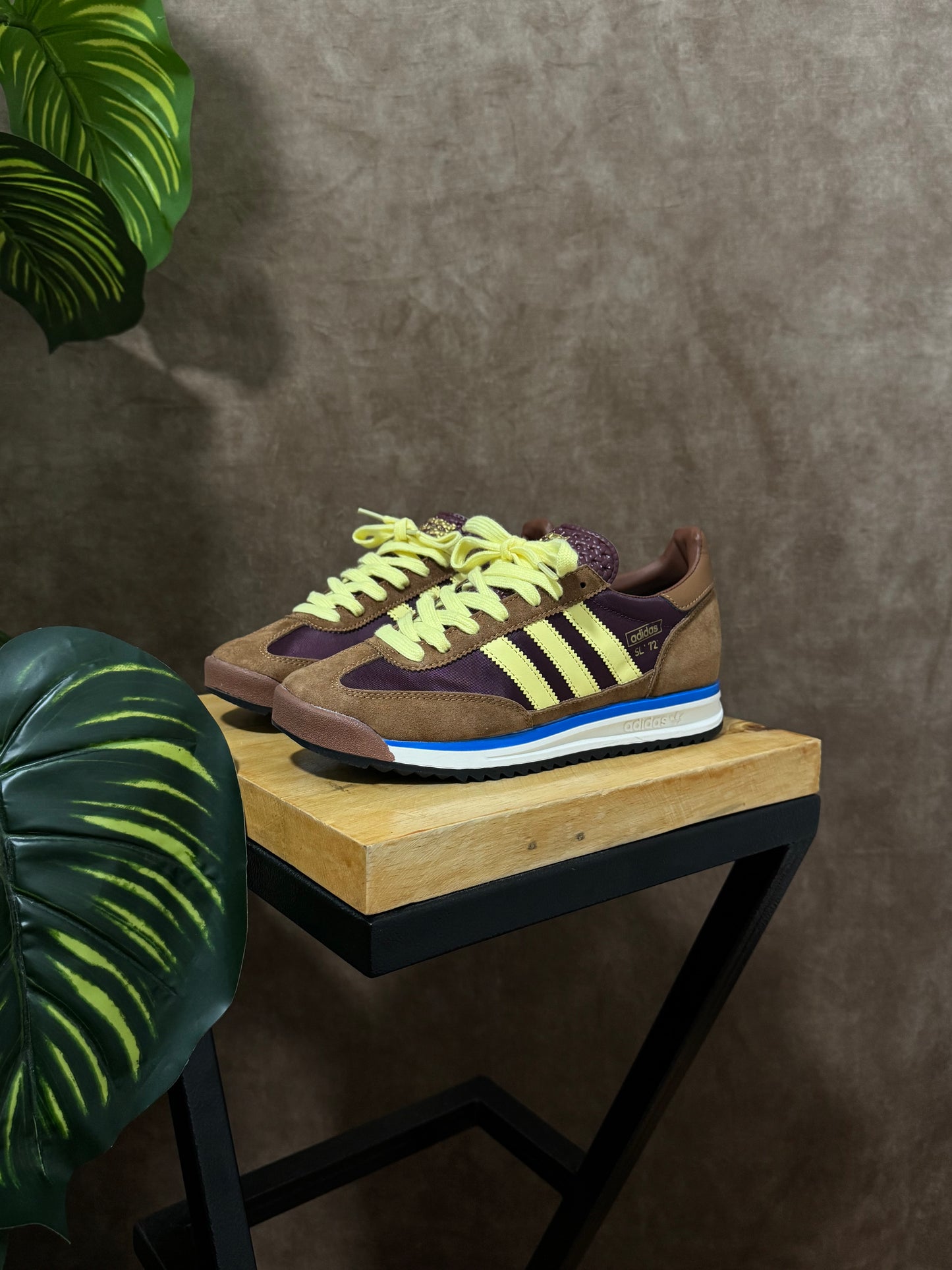 Adidas SL 72 Maroon