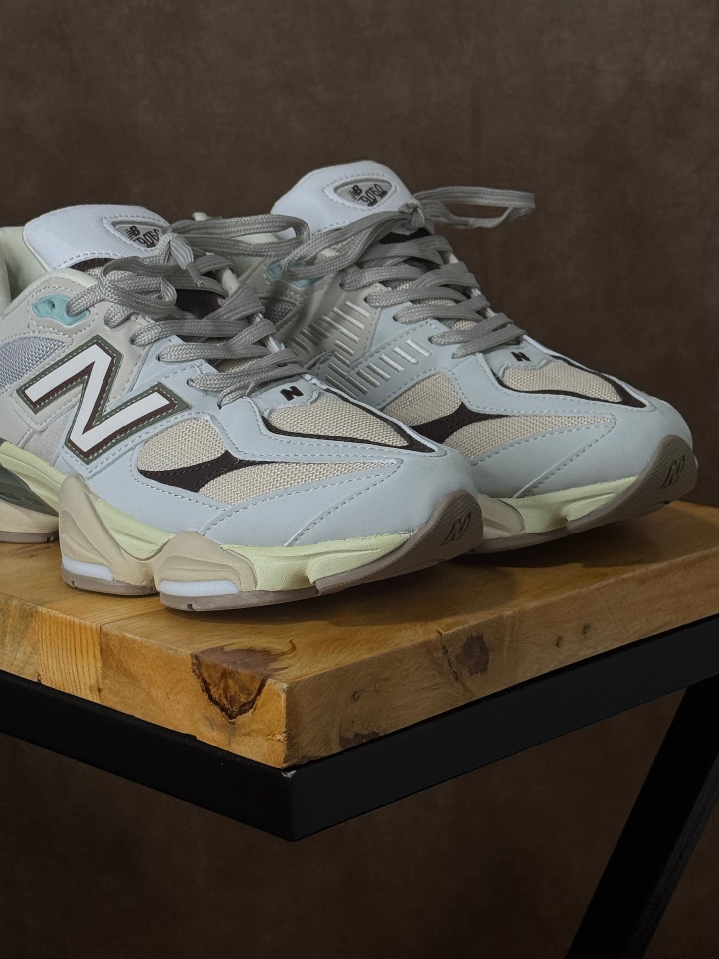 New Balance 9060 Gris