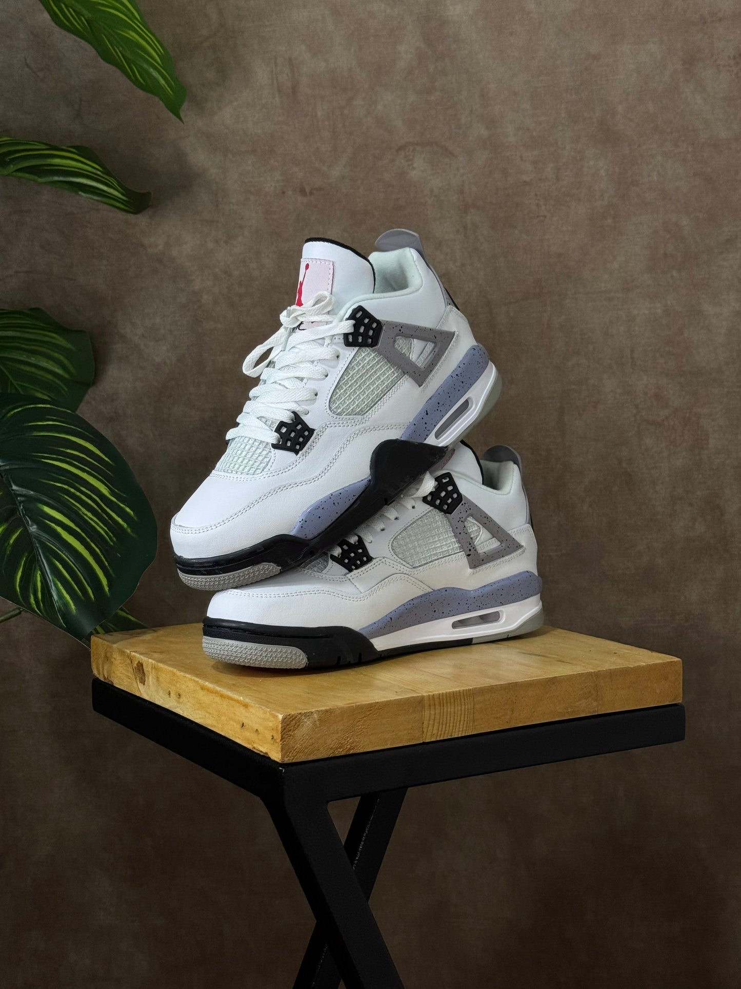 Air Jordan Retro 4 “White Cement”