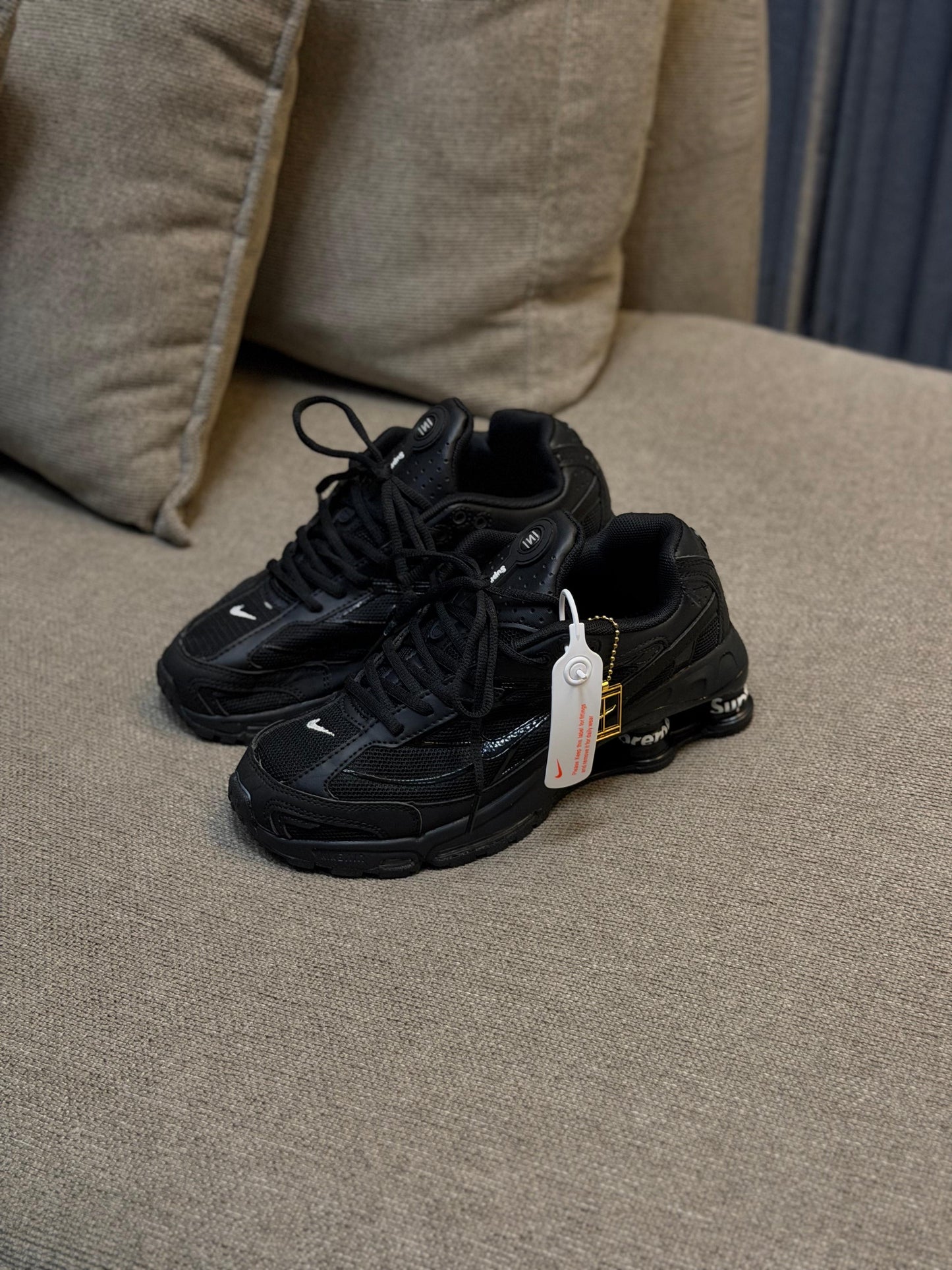 Nike Shox x Supreme