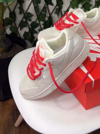Nike SB Dunk Low “Red Thread”
