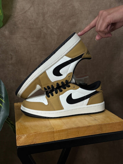 Air Jordan 1 Low “Rookie Of The Year”