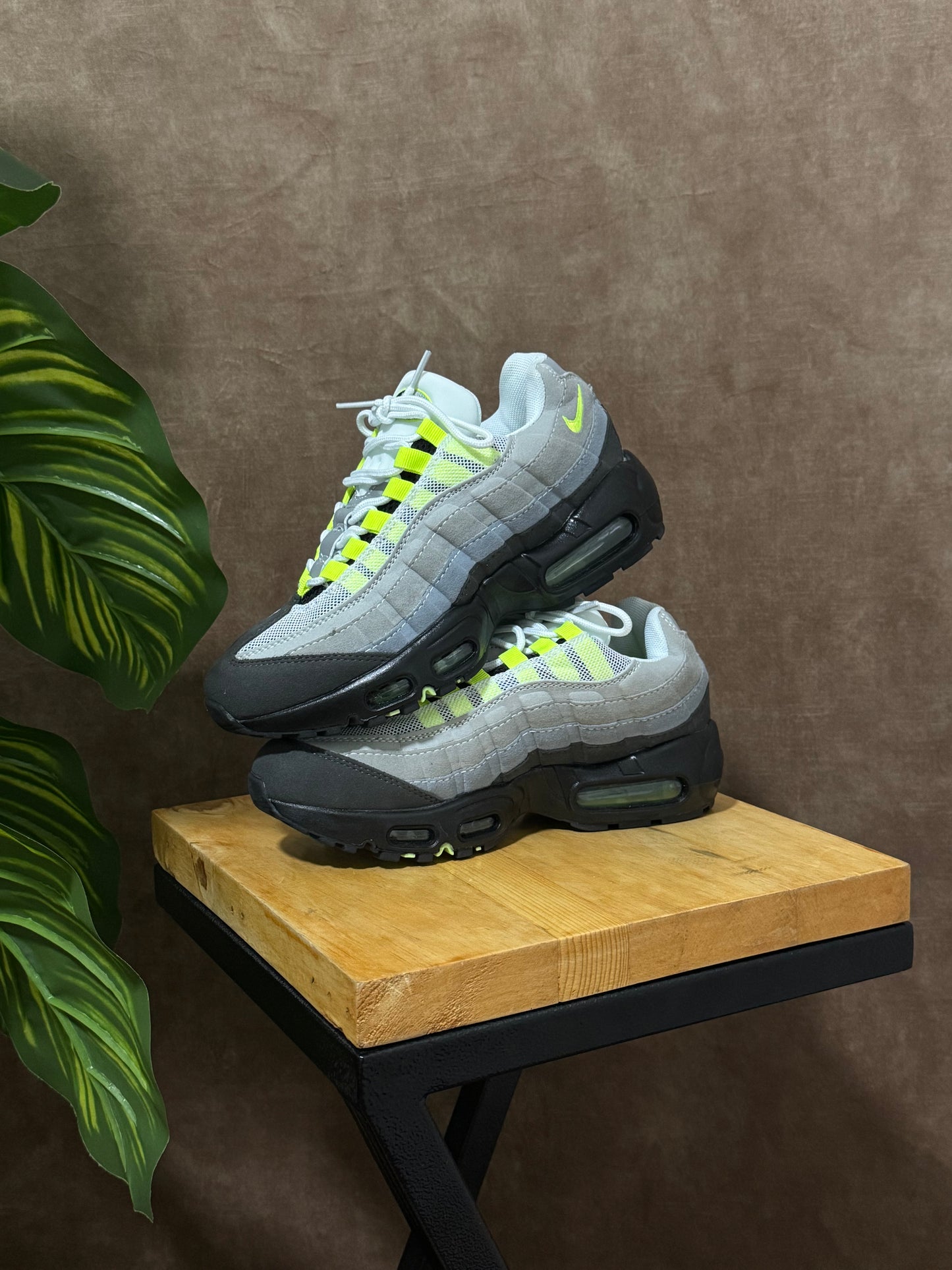 Nike Air Max 95 OG “Big Bubble Neon”