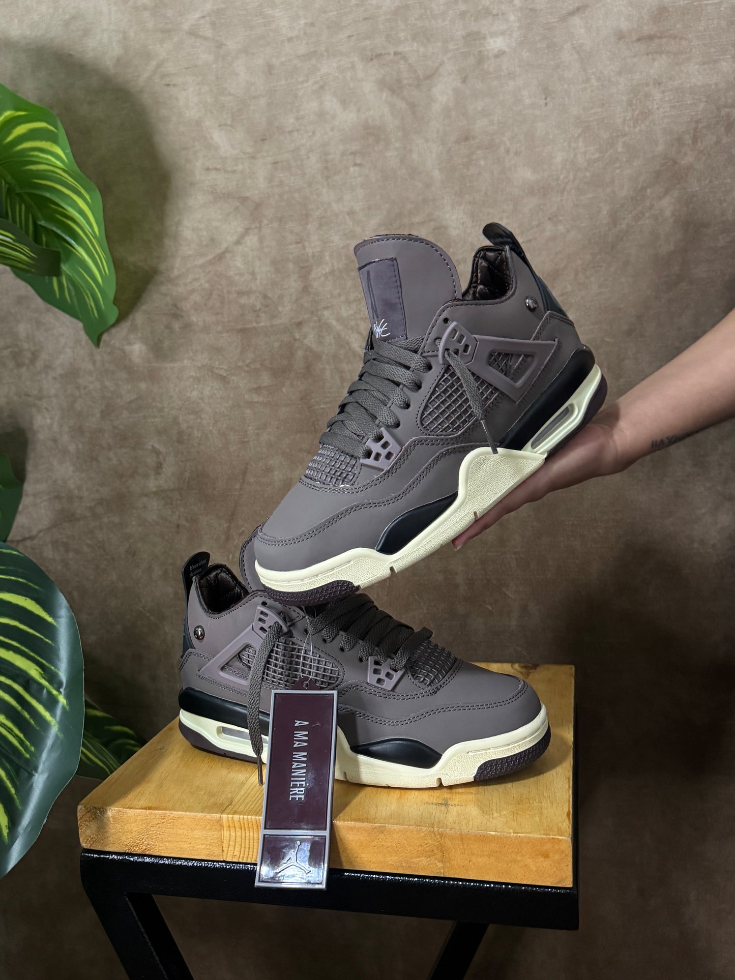 Air Jordan 4 x A Ma Maniere “Violet Ore”