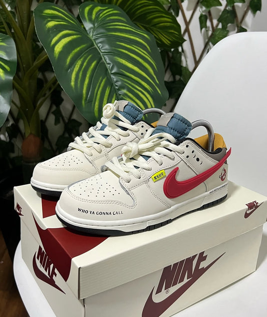 Nike SB Dunk Low x Los cazafantasmas