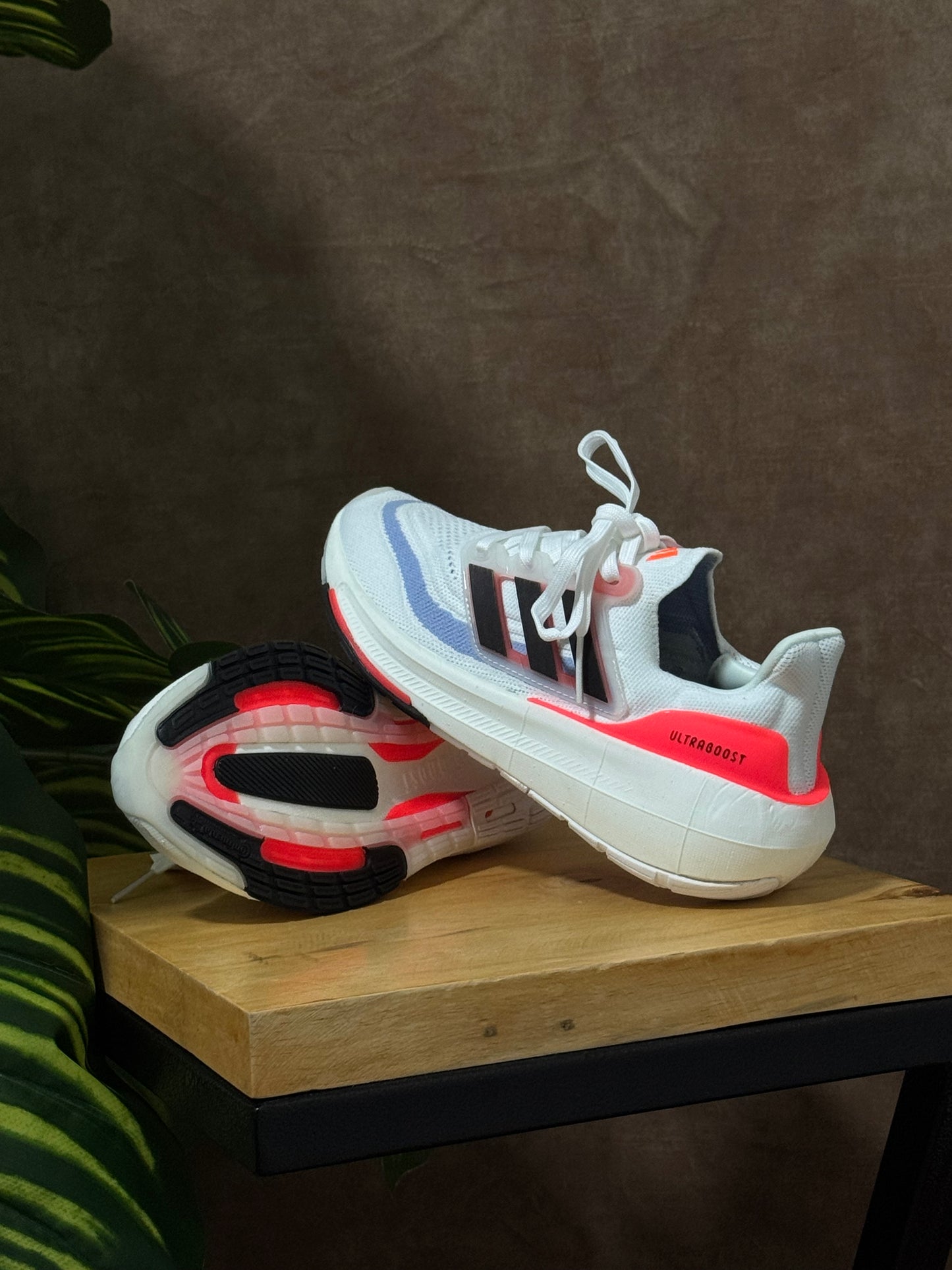 Adidas Ultraboost Ligth 2023