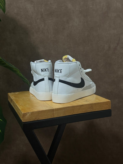Nike Blazer High