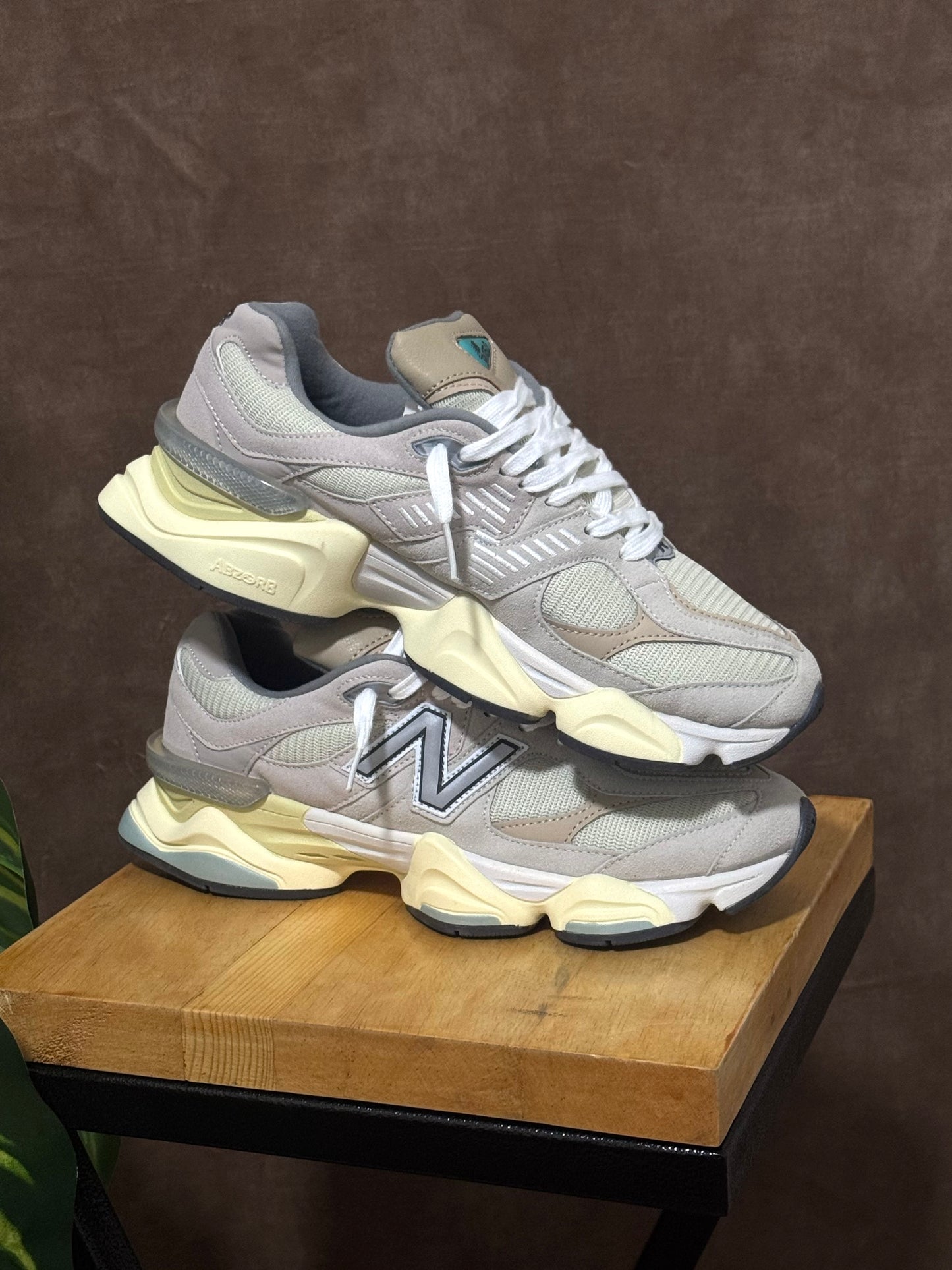 New Balance 9060 Café
