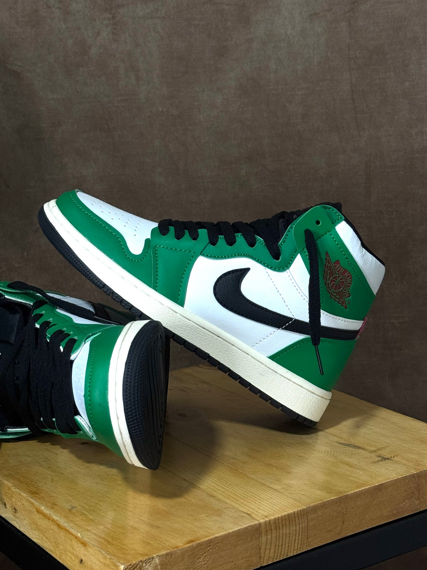 Air Jordan 1 High “Lucky Green”
