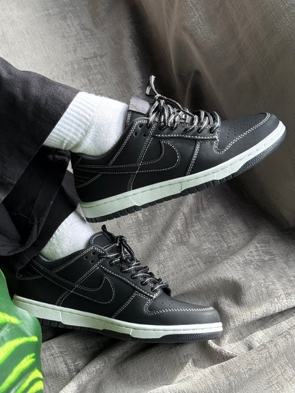Nike SB Dunk Low “Black Contrast Stitch”