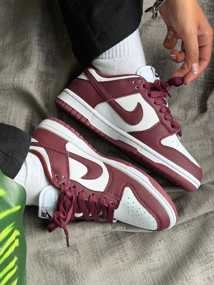 Nike SB Dunk Low “Redwood”