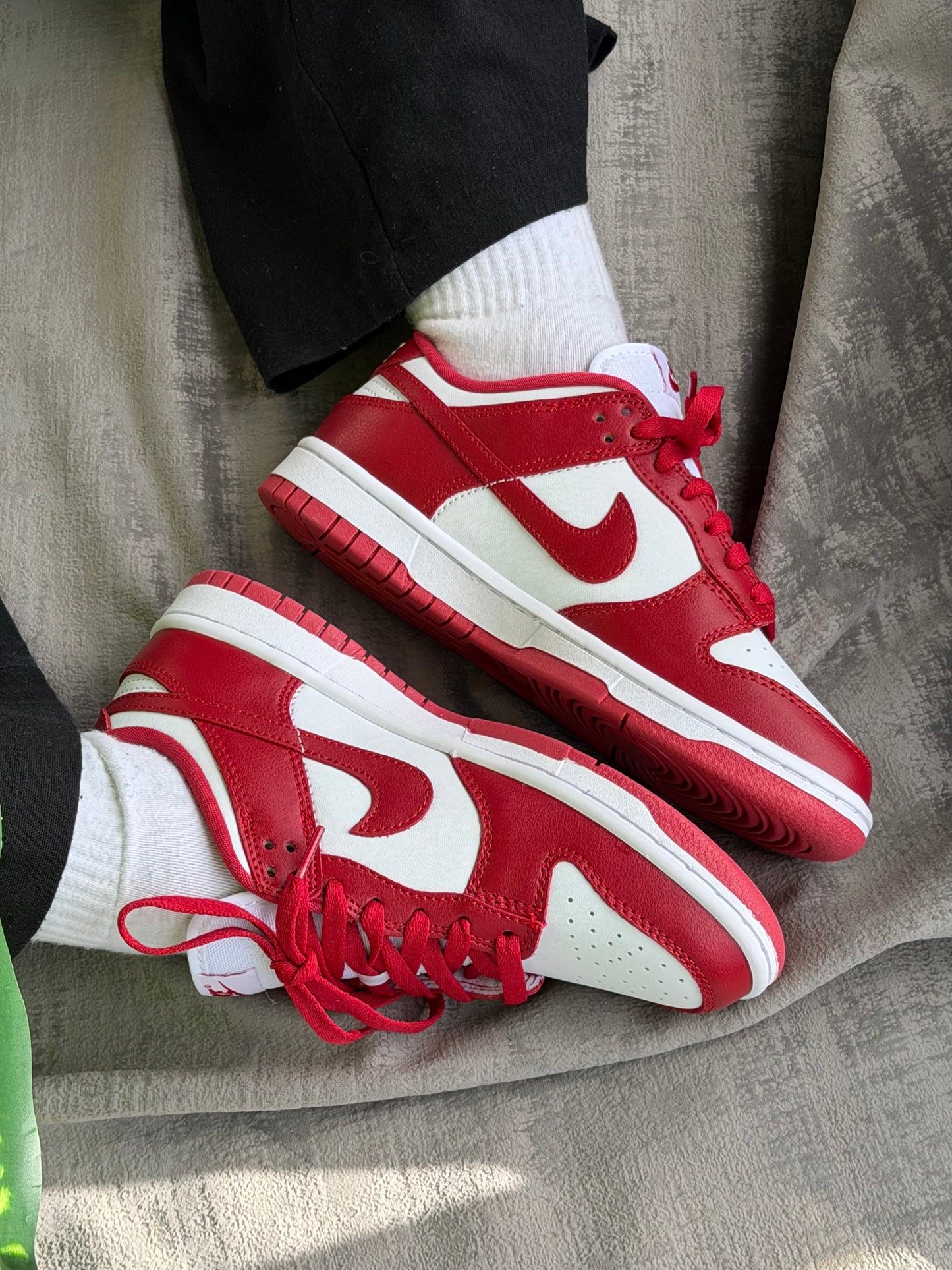 Nike SB Dunk Low “Red”
