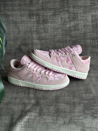Nike SB Dunk Low “Lace Pack”
