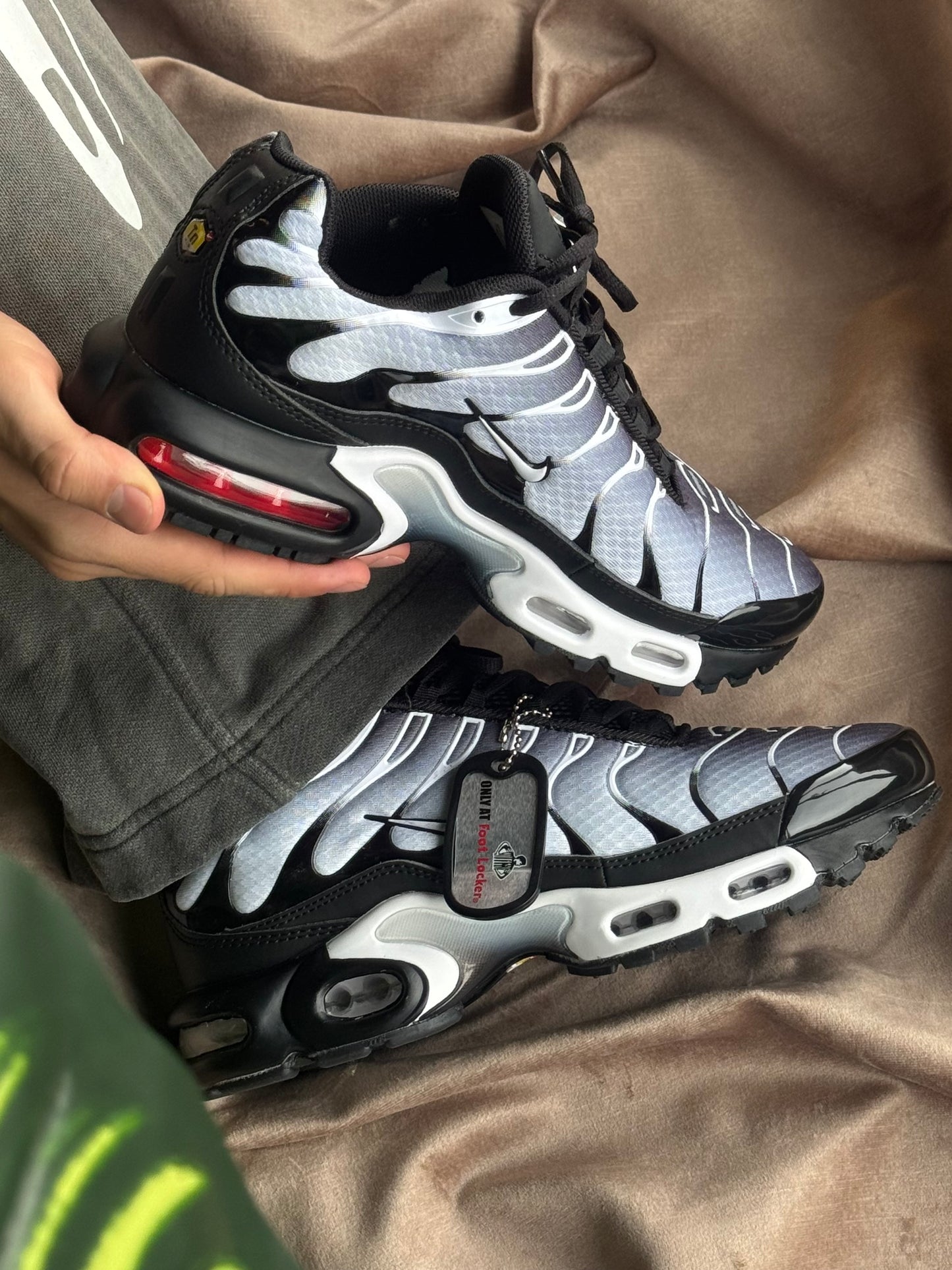 Nike Air Max TN “Grey”