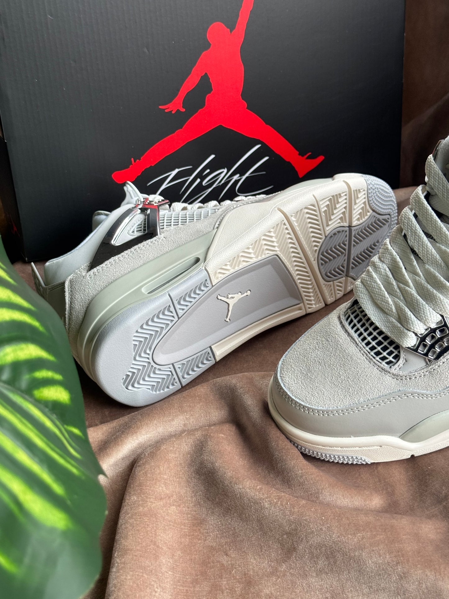 Air Jordan 4 “Frozen Moments”