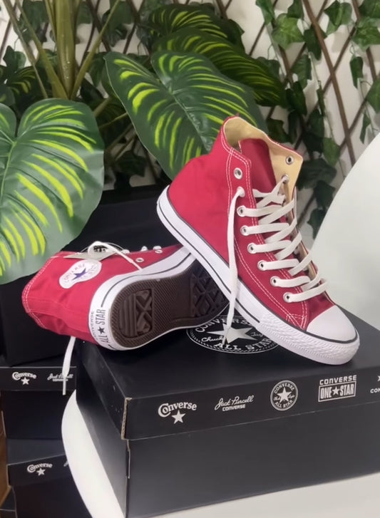 Converse Chuck Taylor All Star “Vinotinto”