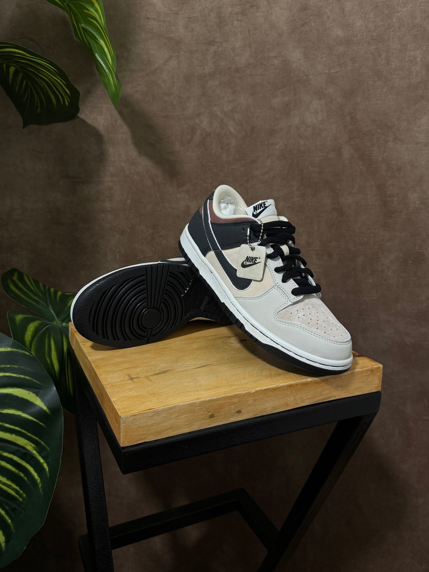 Nike SB Dunk Low “Steamboy Ost x Otomo Katsuhiro