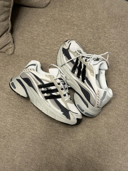 Adidas Adistar Jellyfish “Pharrell Williams”