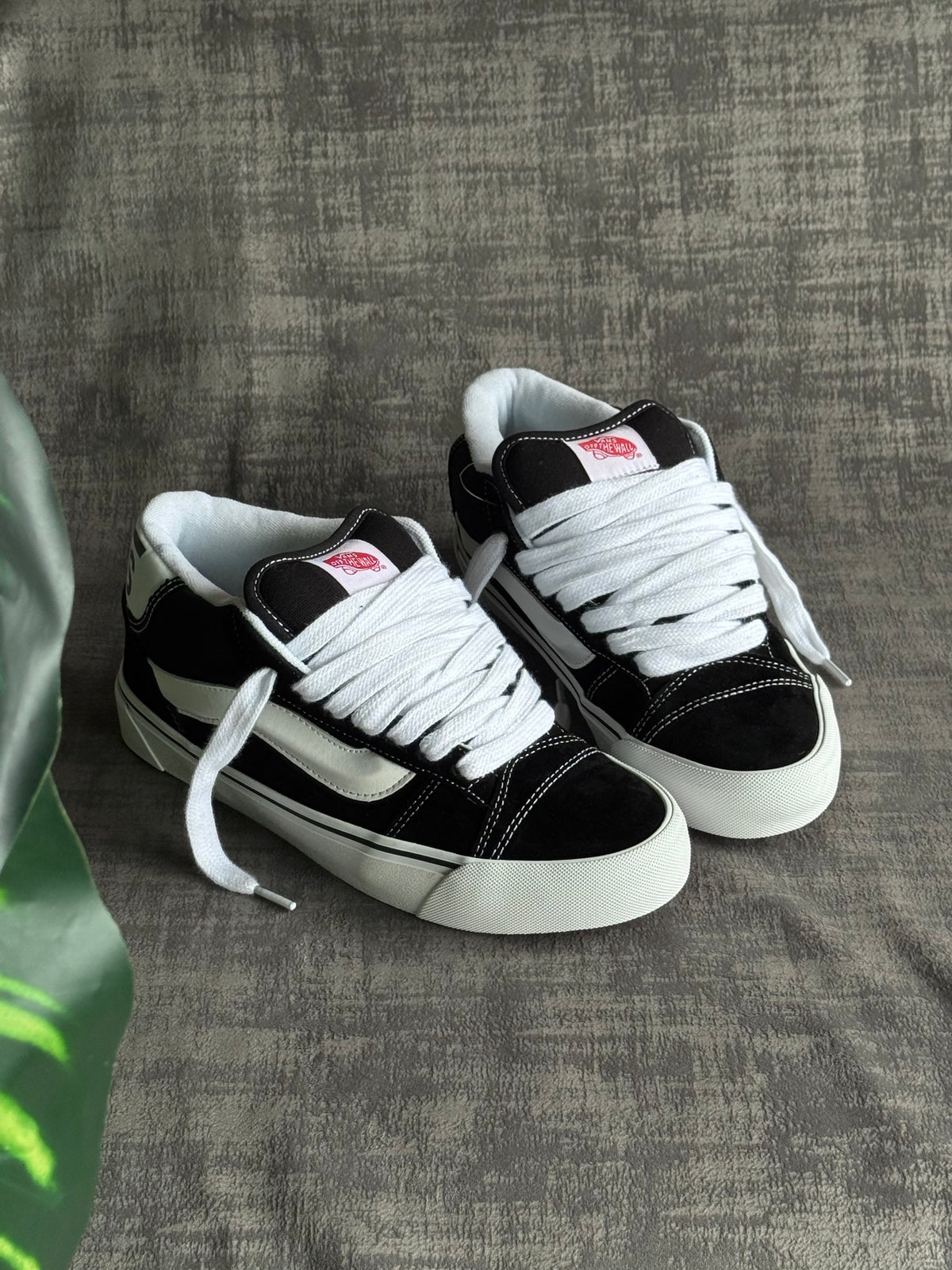 Vans Knu Skool Mid
