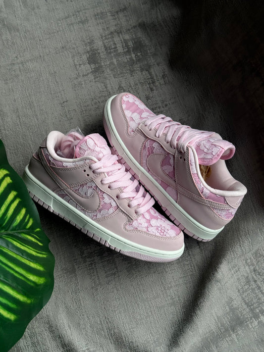 Nike SB Dunk Low “Lace Pack”
