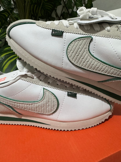 Nike Cortez All Petals United