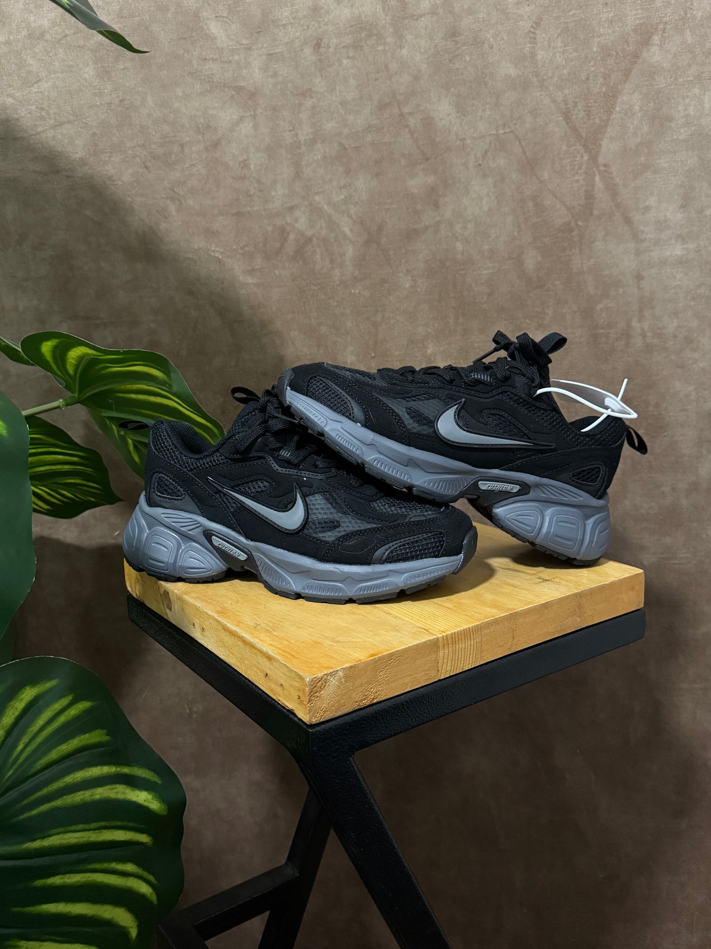 Nike V5K Run “Black”
