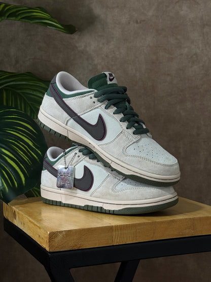 Nike SB Dunk Low Otomo
