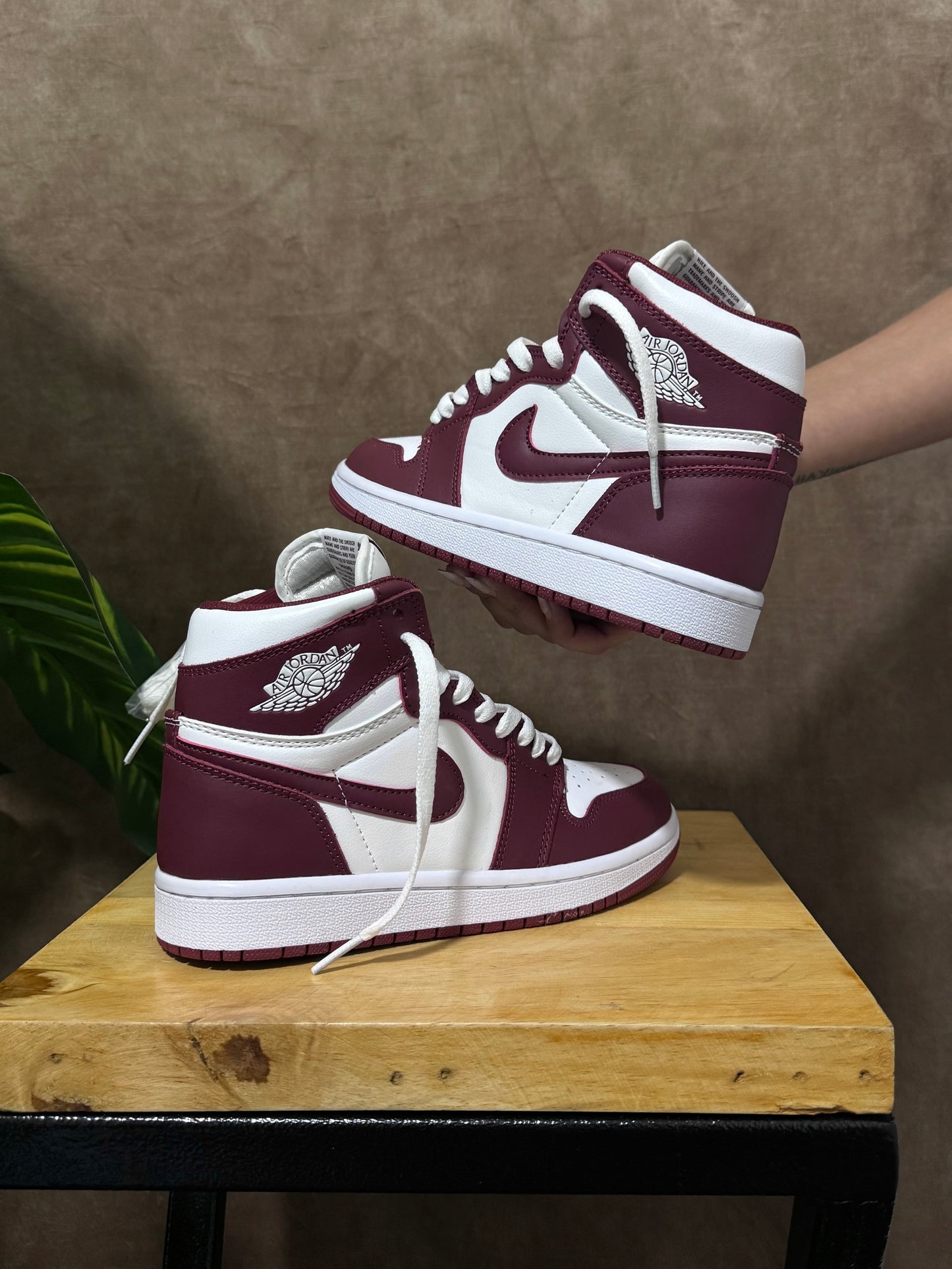 Air Jordan 1 High OG “Artisanal Red”